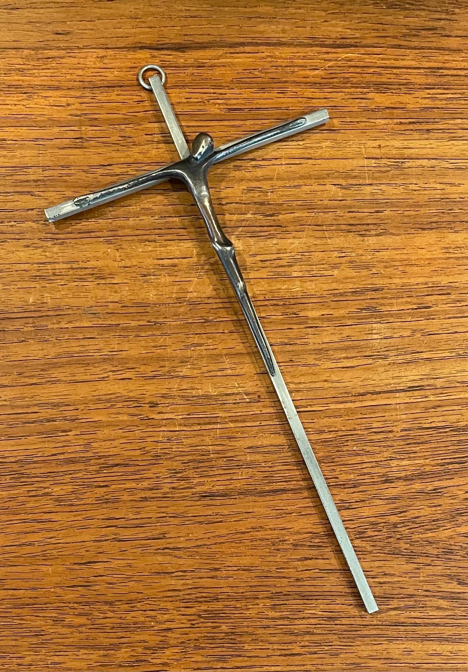 Modernist Stainless Steel Crucifix / Cross In Good Condition For Sale In San Diego, CA