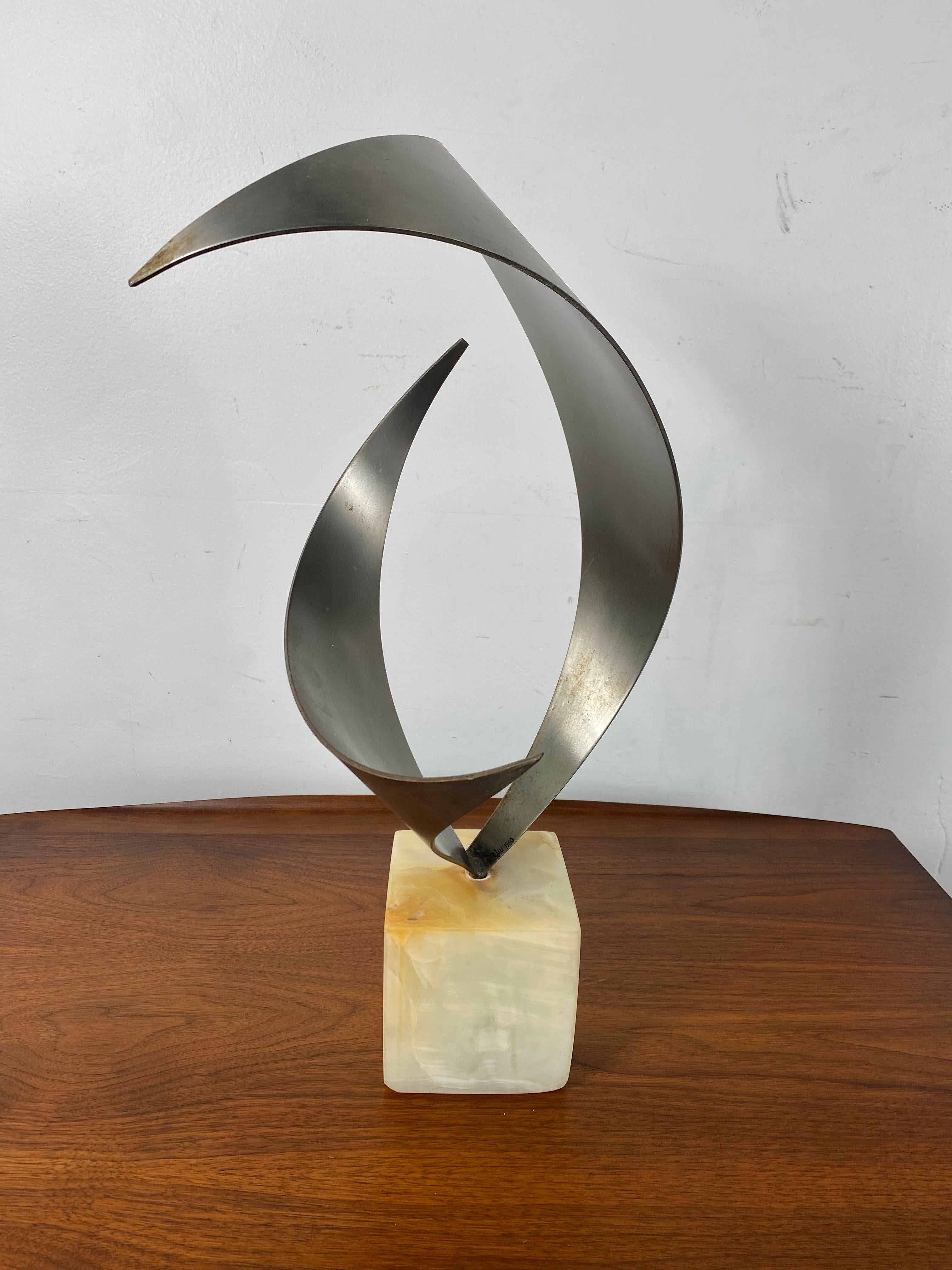Modernist Steel and Marble Abstract Table Sculpture by C.Jere c.1980 In Good Condition For Sale In Buffalo, NY