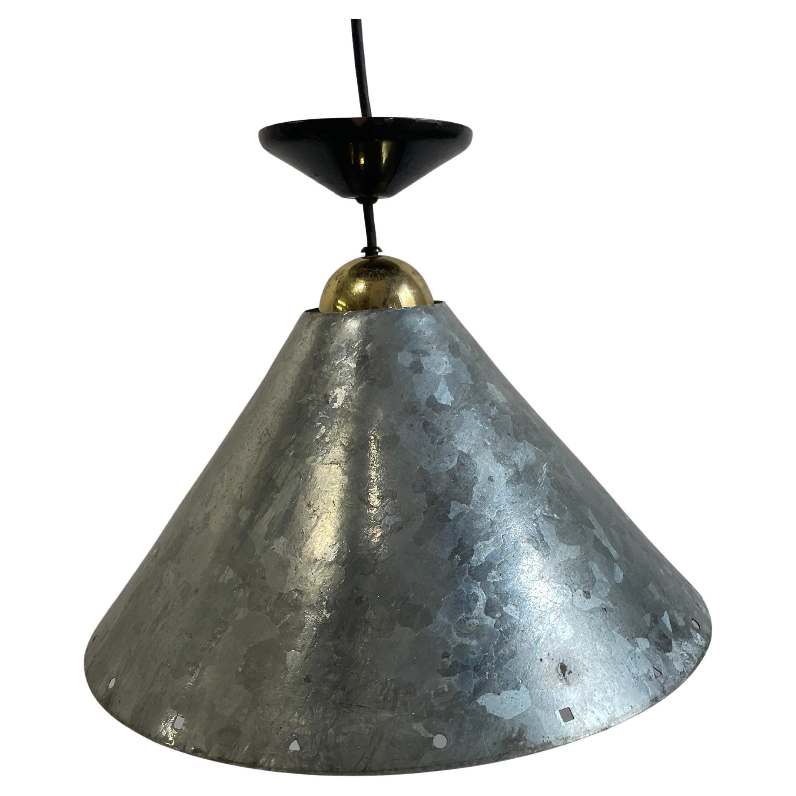 Lampes suspendues modernistes en acier et zinc de Ron Rezek, vers 1980 en vente