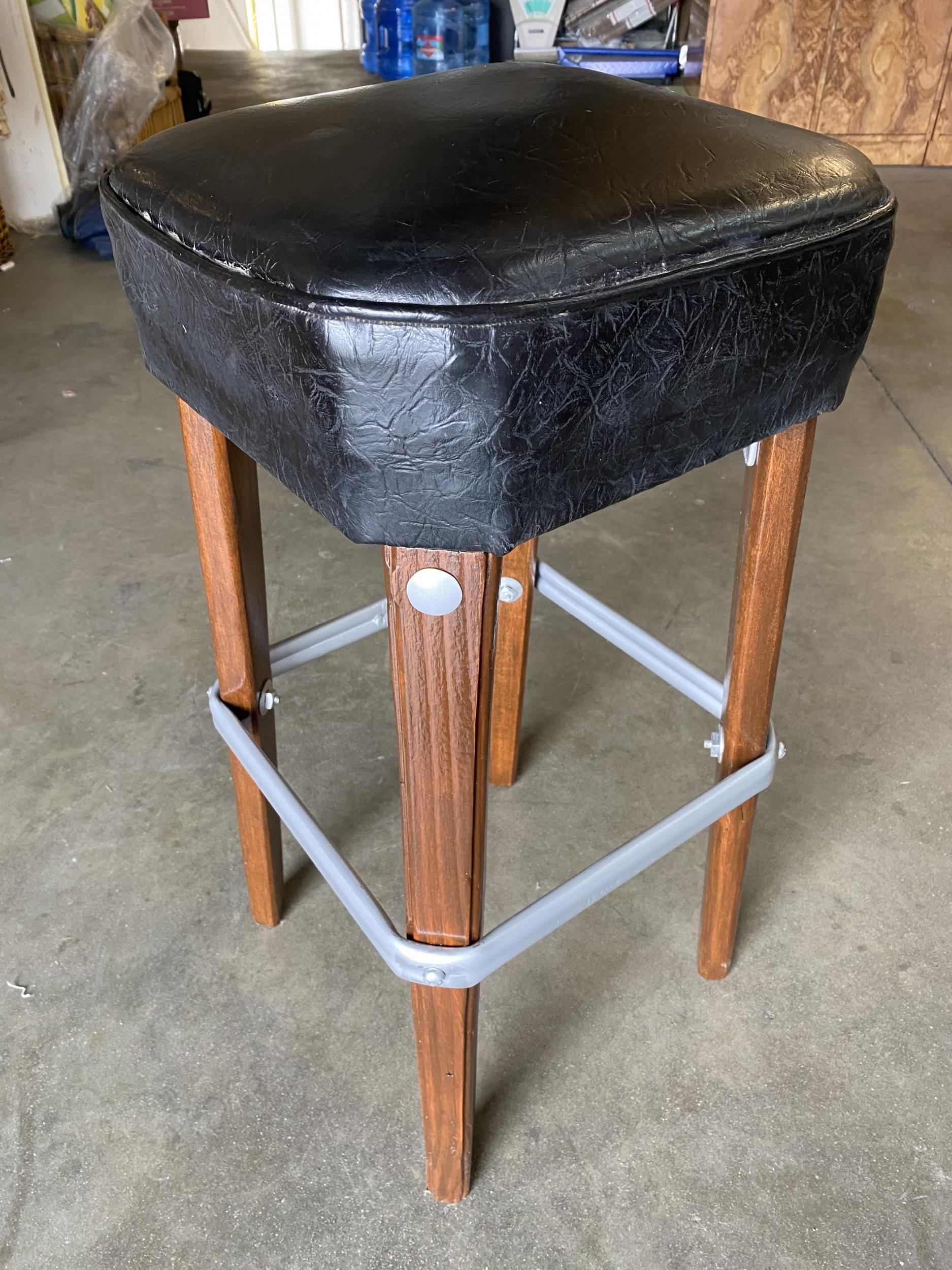 Modernist Steel Studded Knife Leg Bar Stool w/ Black Top Circa 1970, Pair In Excellent Condition For Sale In Van Nuys, CA