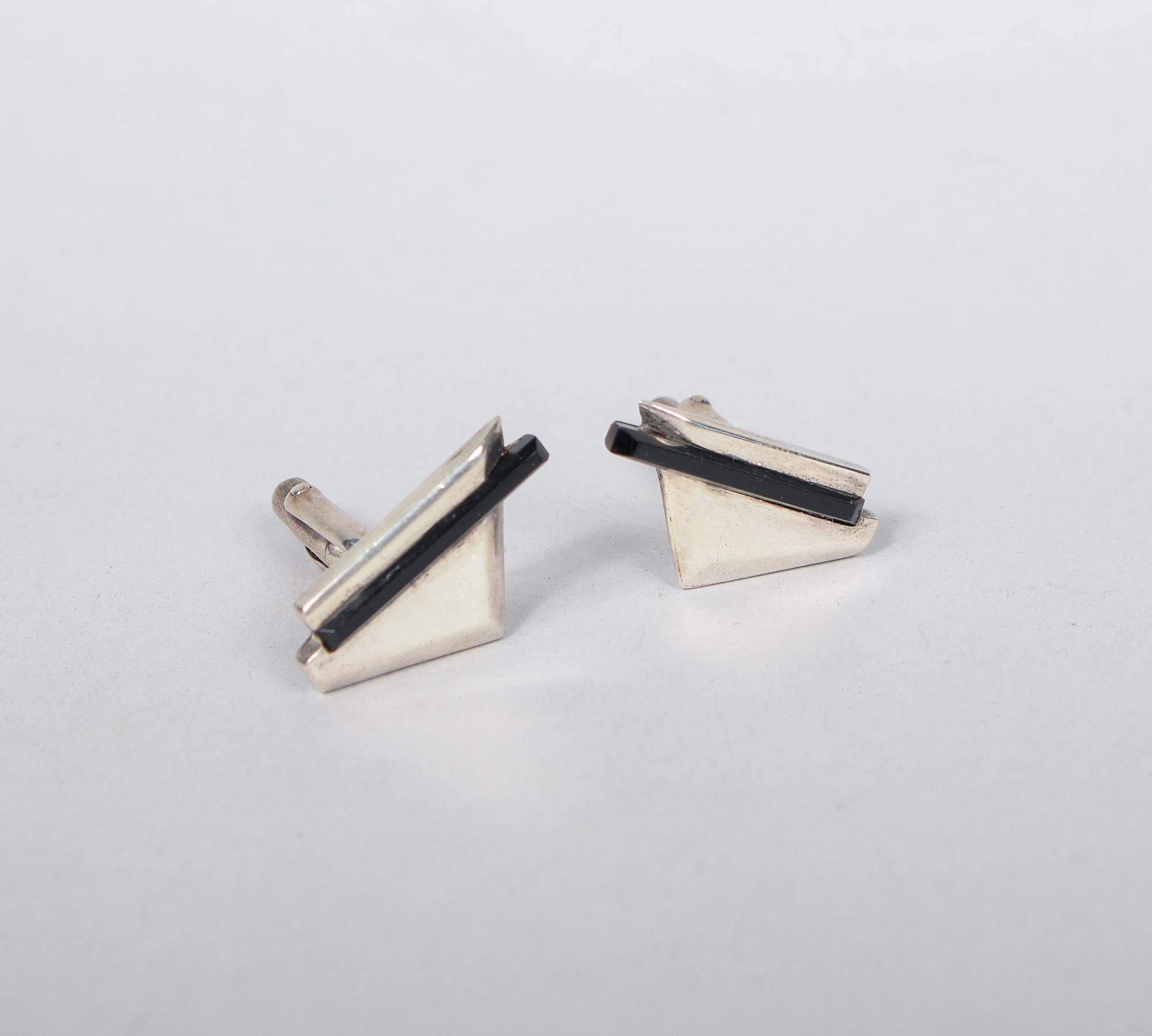 Modernist Sterling and Obsidian Cufflinks by Antonio Pineda In Good Condition For Sale In San Mateo, CA