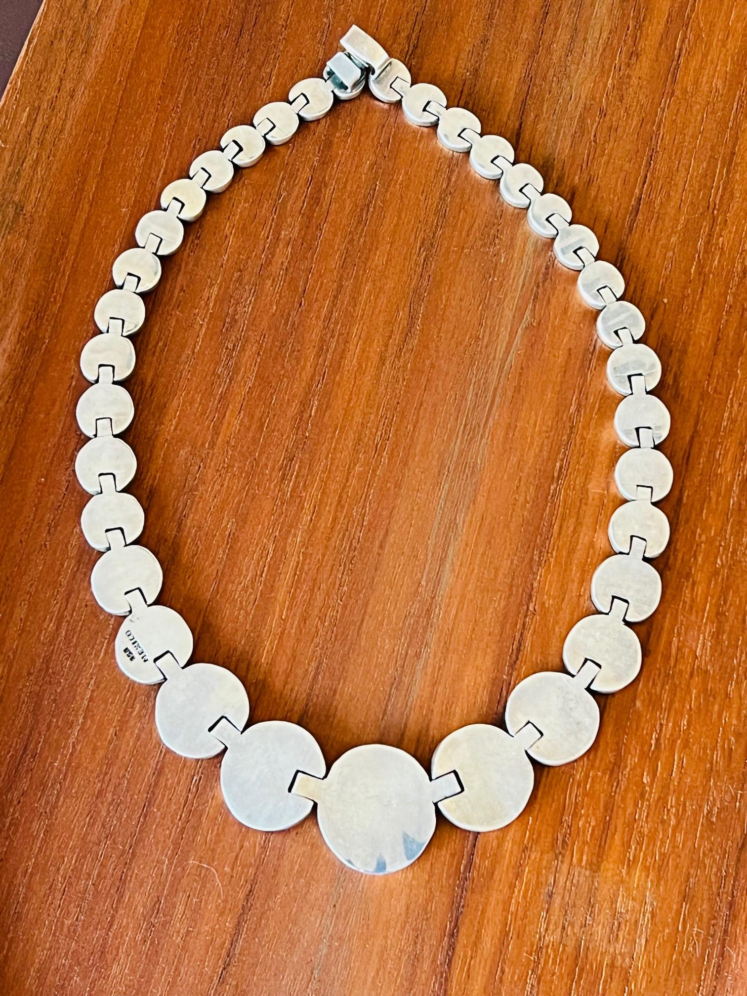 Modernist Sterling Necklace Mexico In Good Condition For Sale In Saint Petersburg, FL