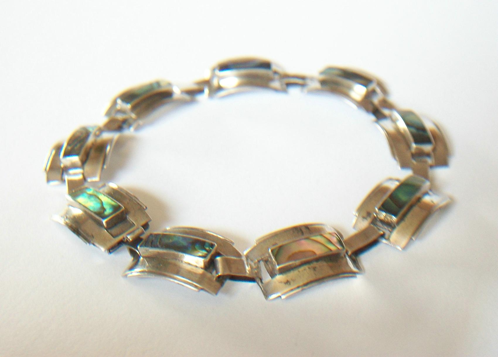 Modernist Sterling Silver & Abalone Link Bracelet - Mexico - Circa 1950's For Sale 2