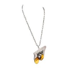 Modernist Sterling Silver Amber Pendant Necklace Modernist Sterling Silver Amber Pendant Necklace
