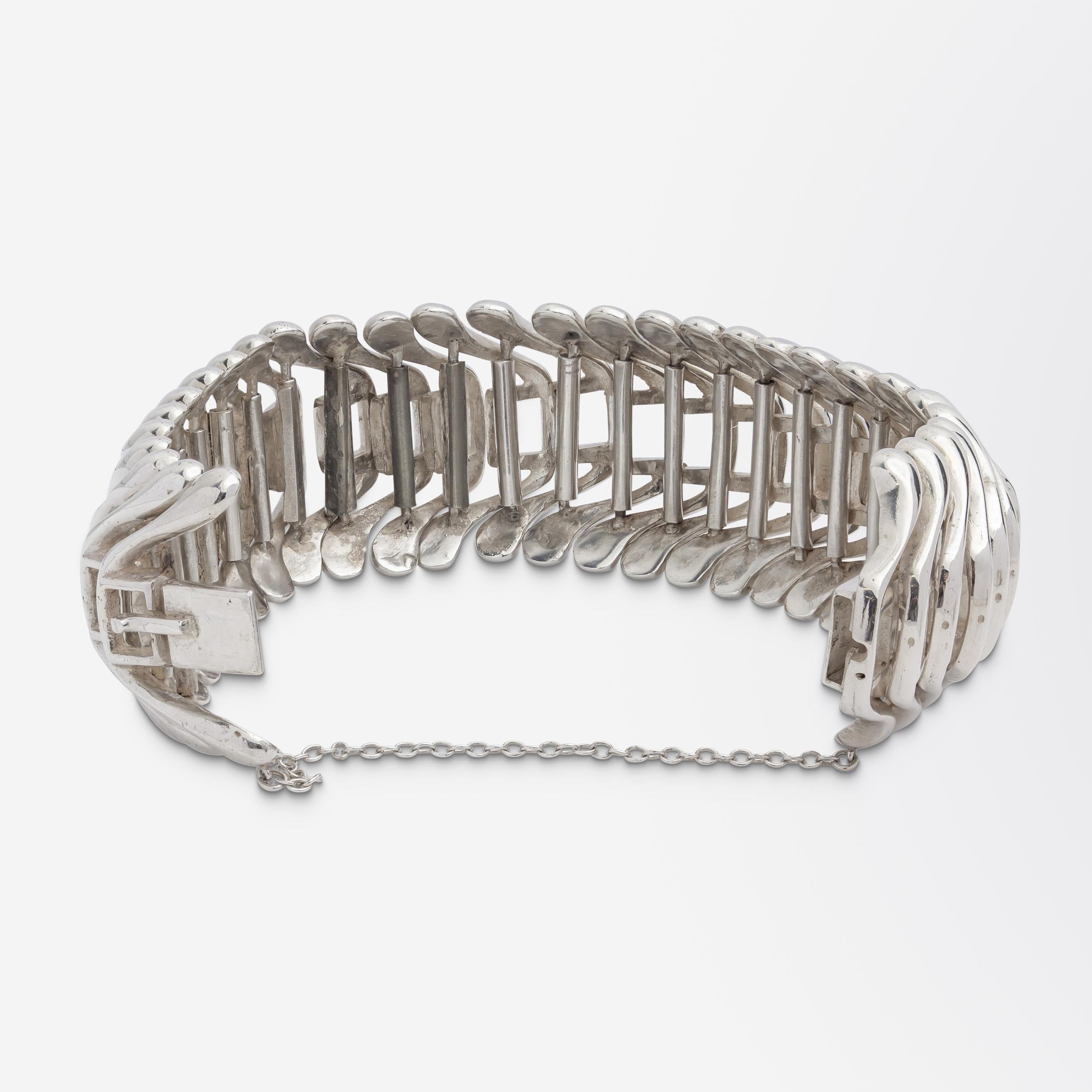 Modernist Sterling Silver Bracelet In Good Condition For Sale In Brisbane City, QLD