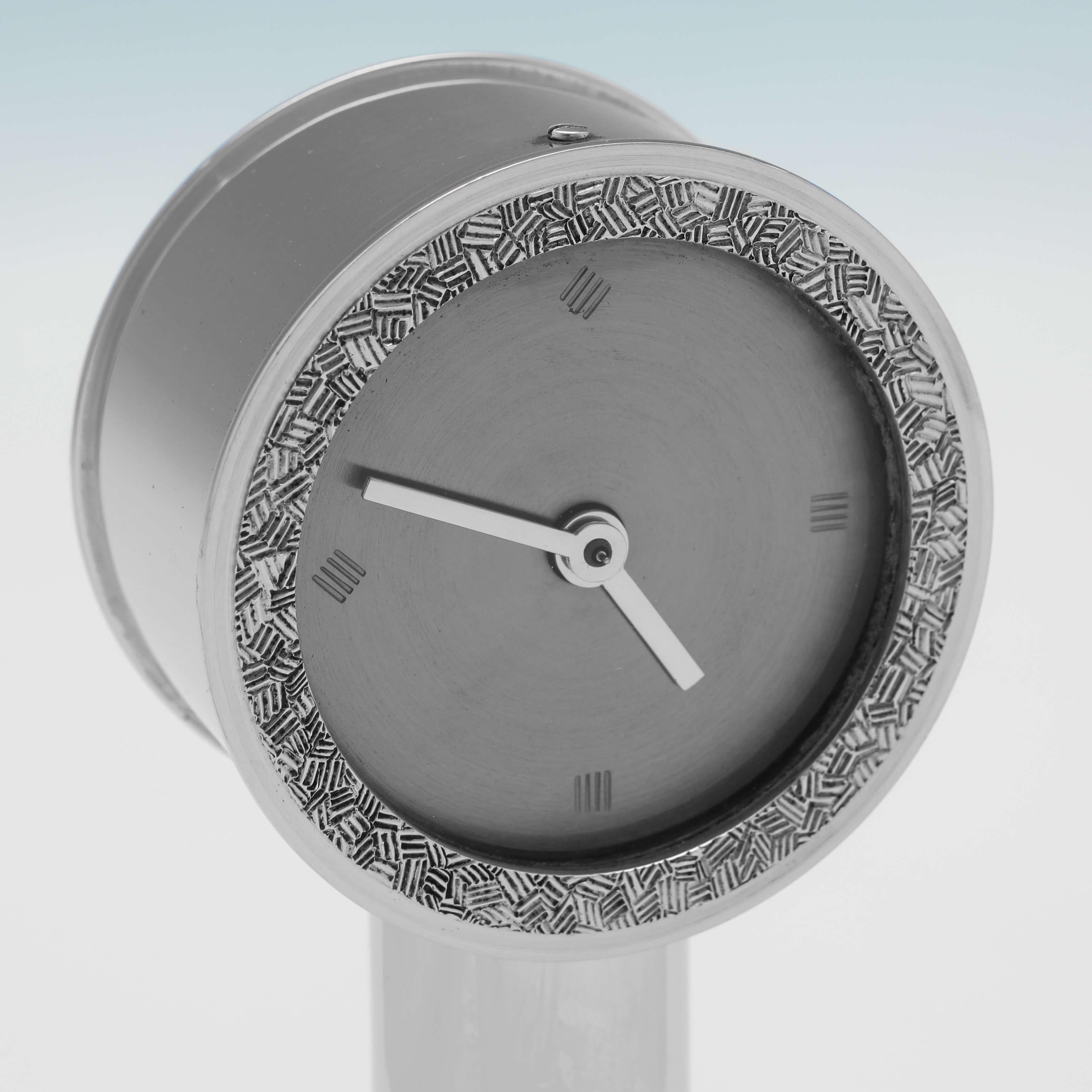 Scandinavian Modern Modernist Sterling Silver Clock - Simon Benney - London 2006 For Sale