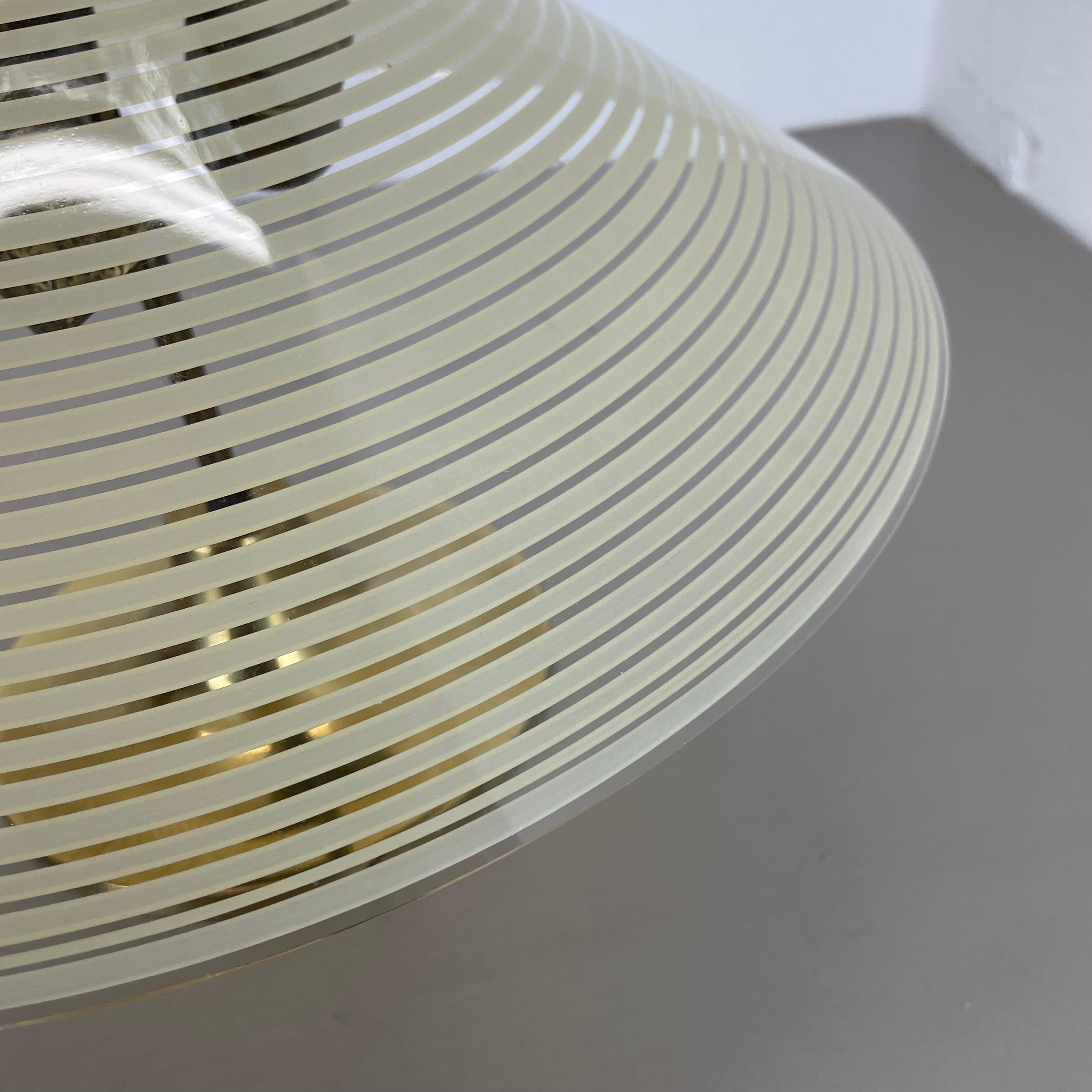 Plafonnier moderniste en laiton et verre de style Stilnovo, Italie, années 1950 en vente 9