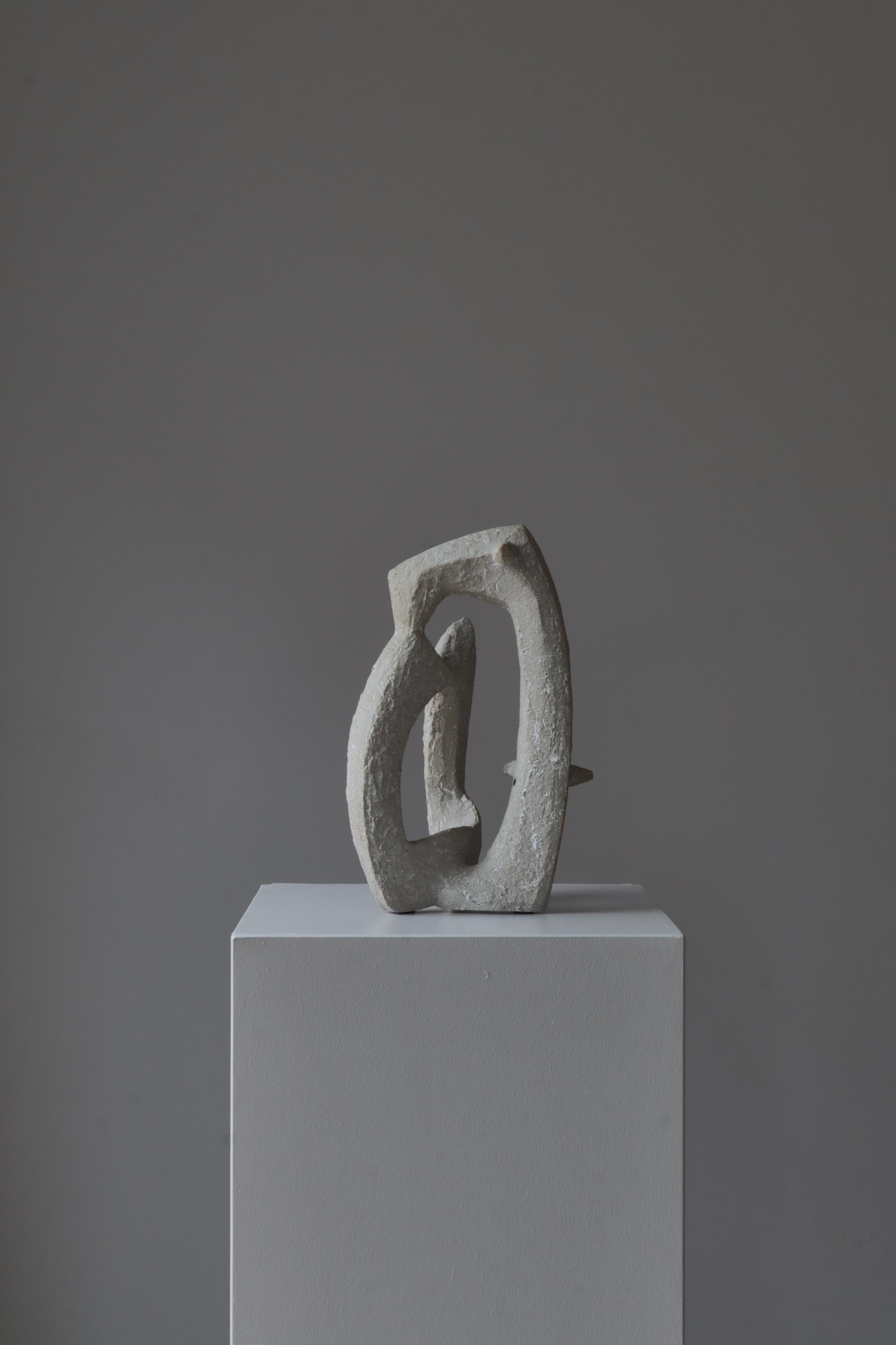 Escultura modernista de gres de Sakari Vapaavuori en Arabia, Finlandia, años 60 Finlandés