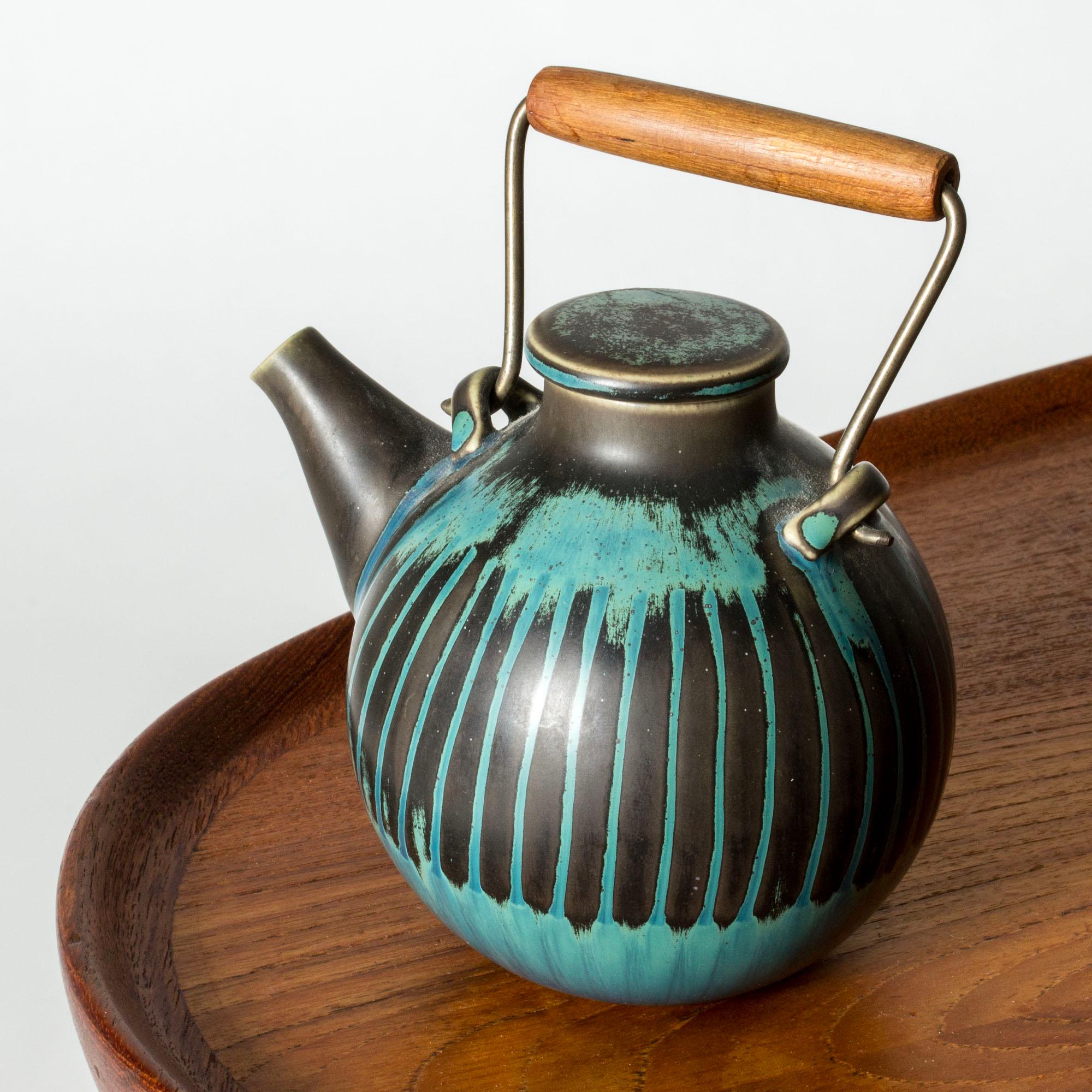 Modernist Stoneware Teapot by Stig Lindberg, Gustavsberg, Sweden, 1950s (Schwedisch) im Angebot