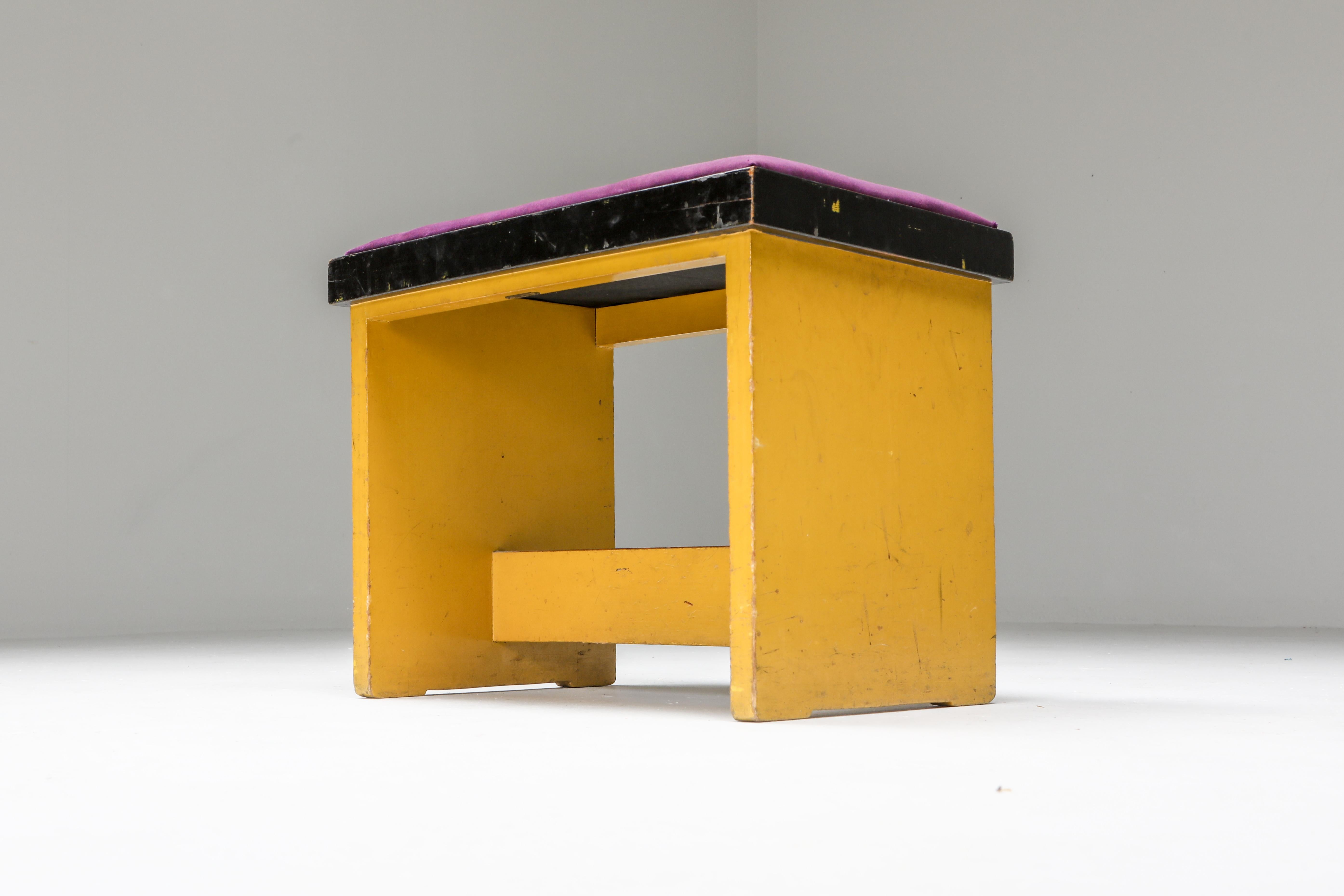 Modernist Stool by H. Wouda, 1924 In Good Condition For Sale In Antwerp, BE