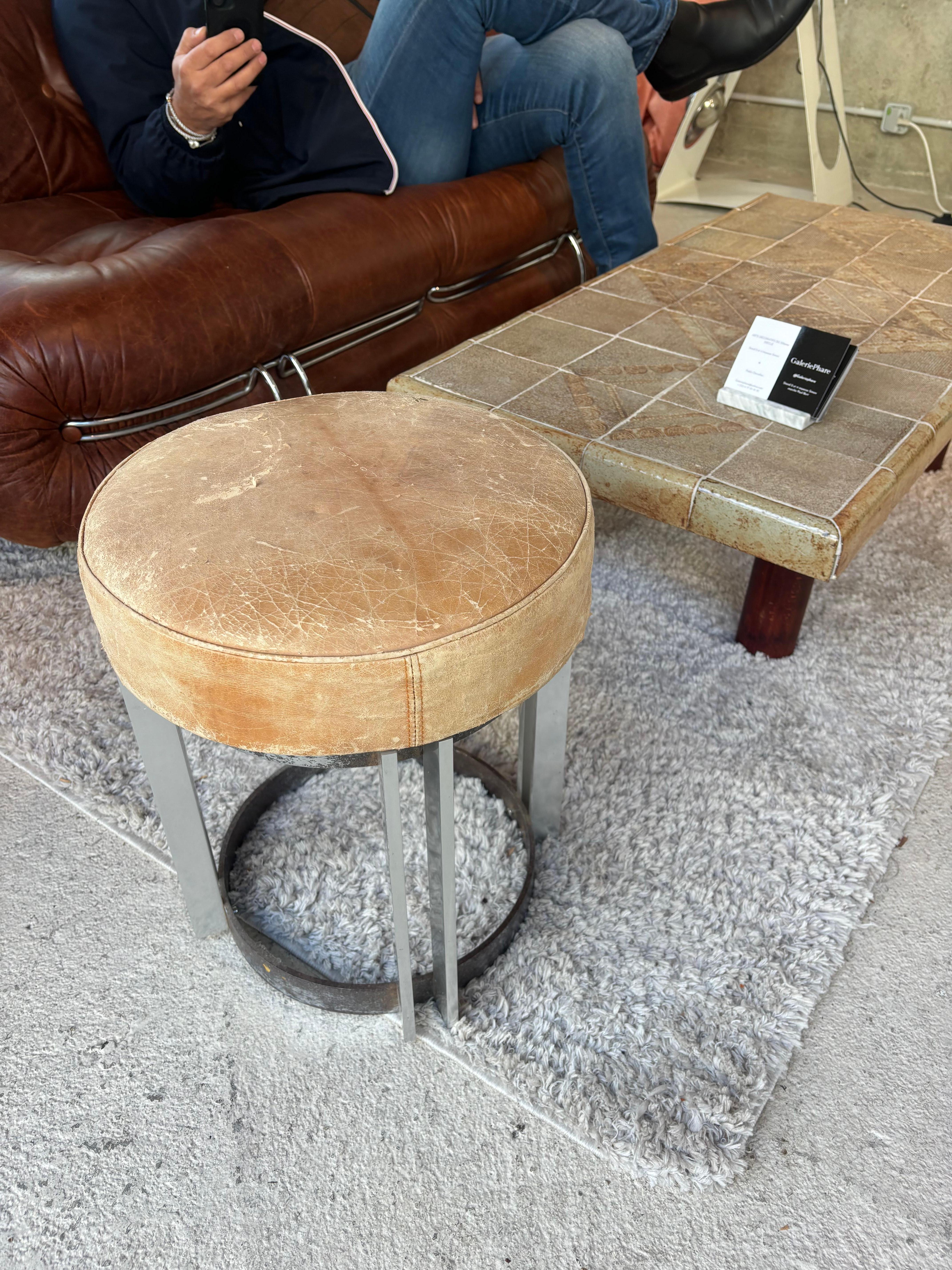 Tabouret moderniste en vente 4