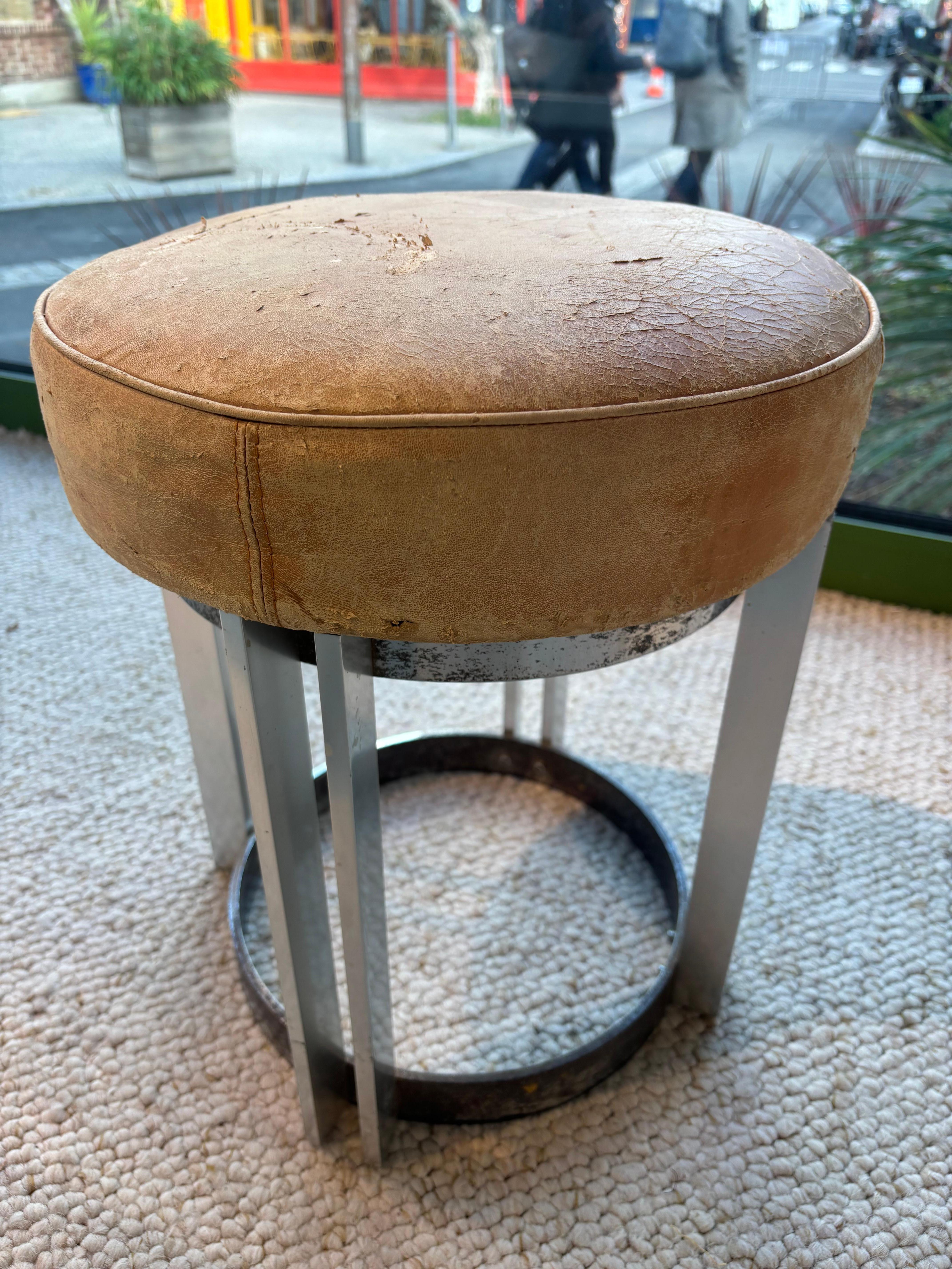 Tabouret moderniste en vente 10
