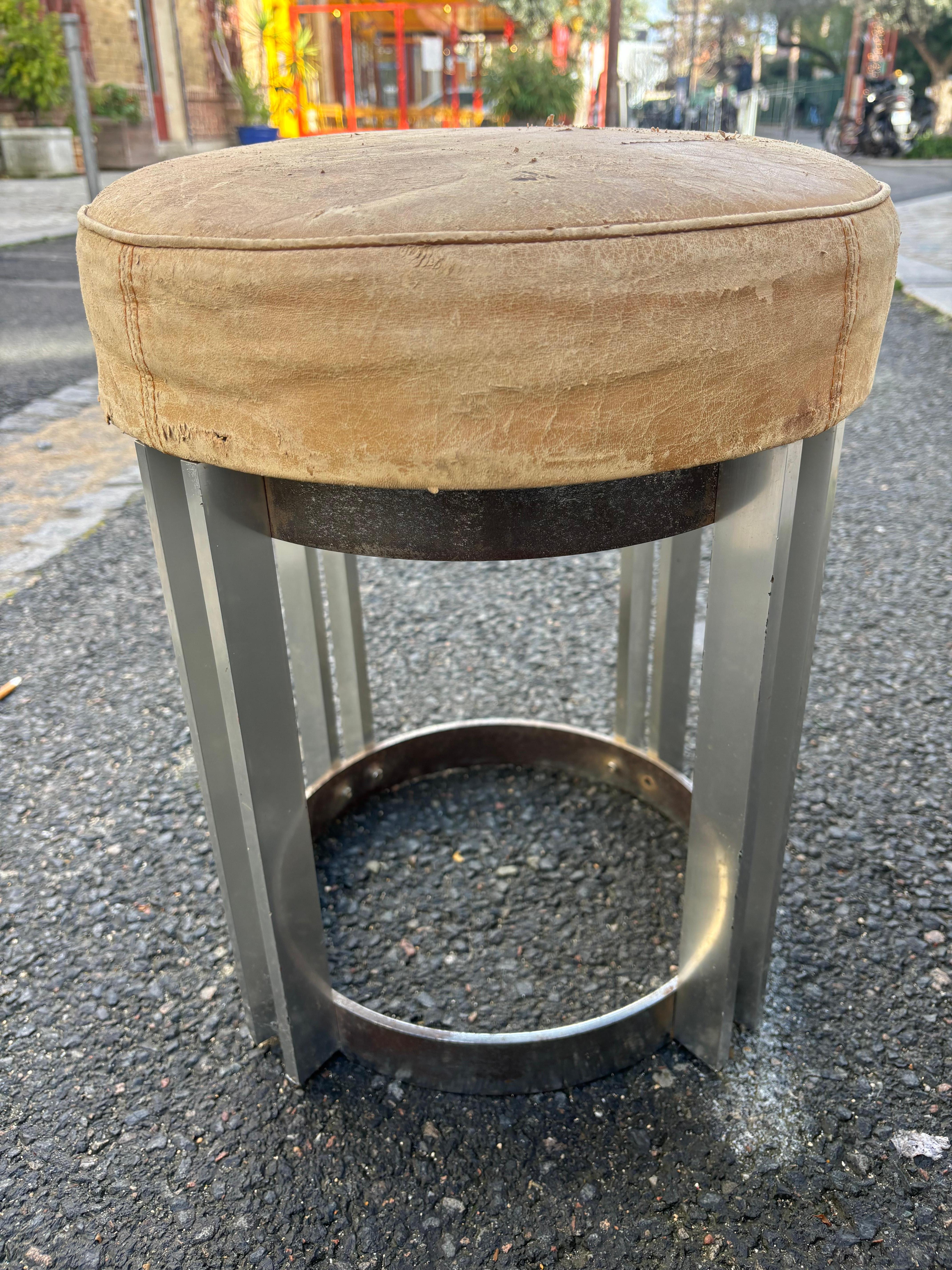 Tabouret moderniste en vente 2