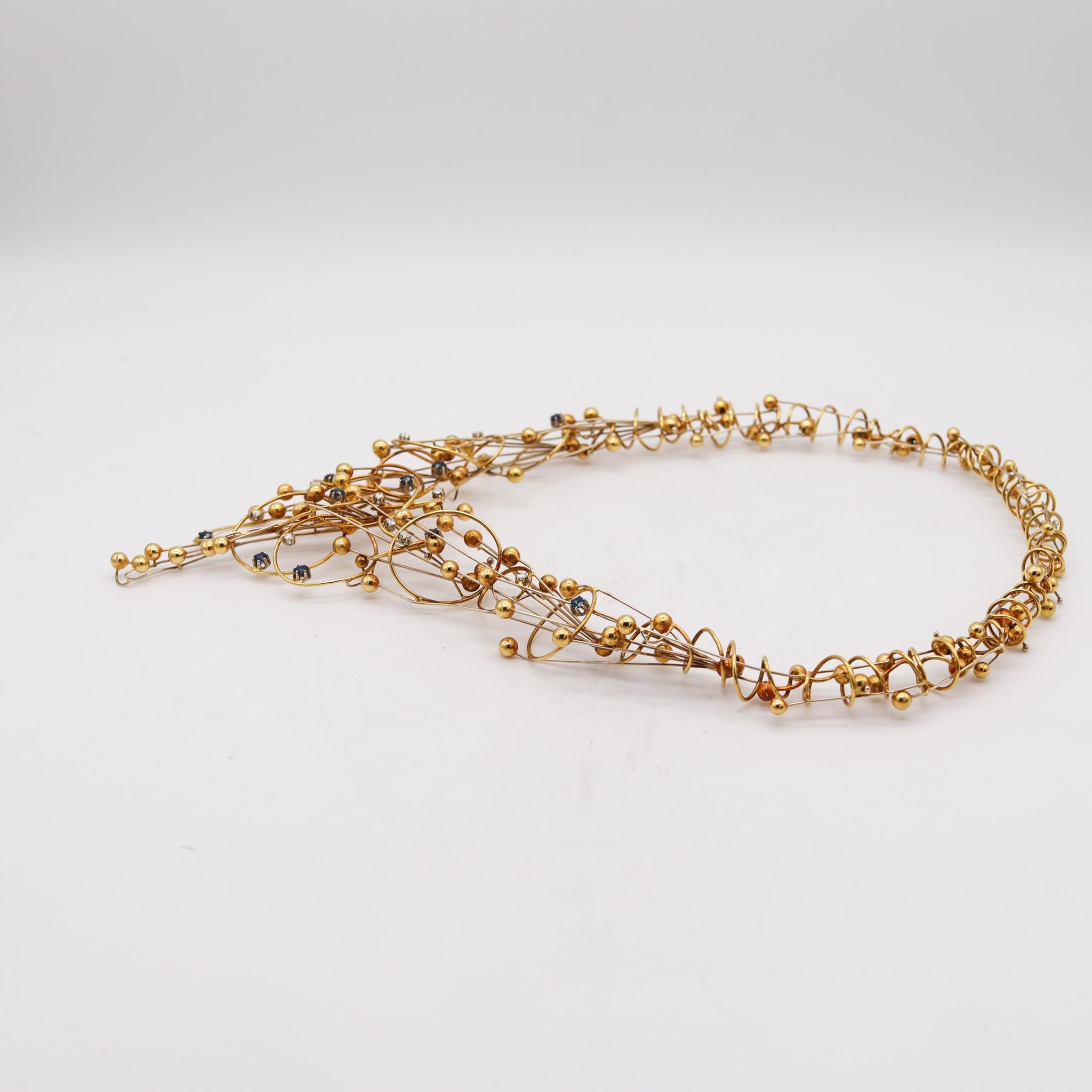 Modernist Studio 1970 Geometric Necklace In 18Kt Gold With Diamonds & Sapphires For Sale 3
