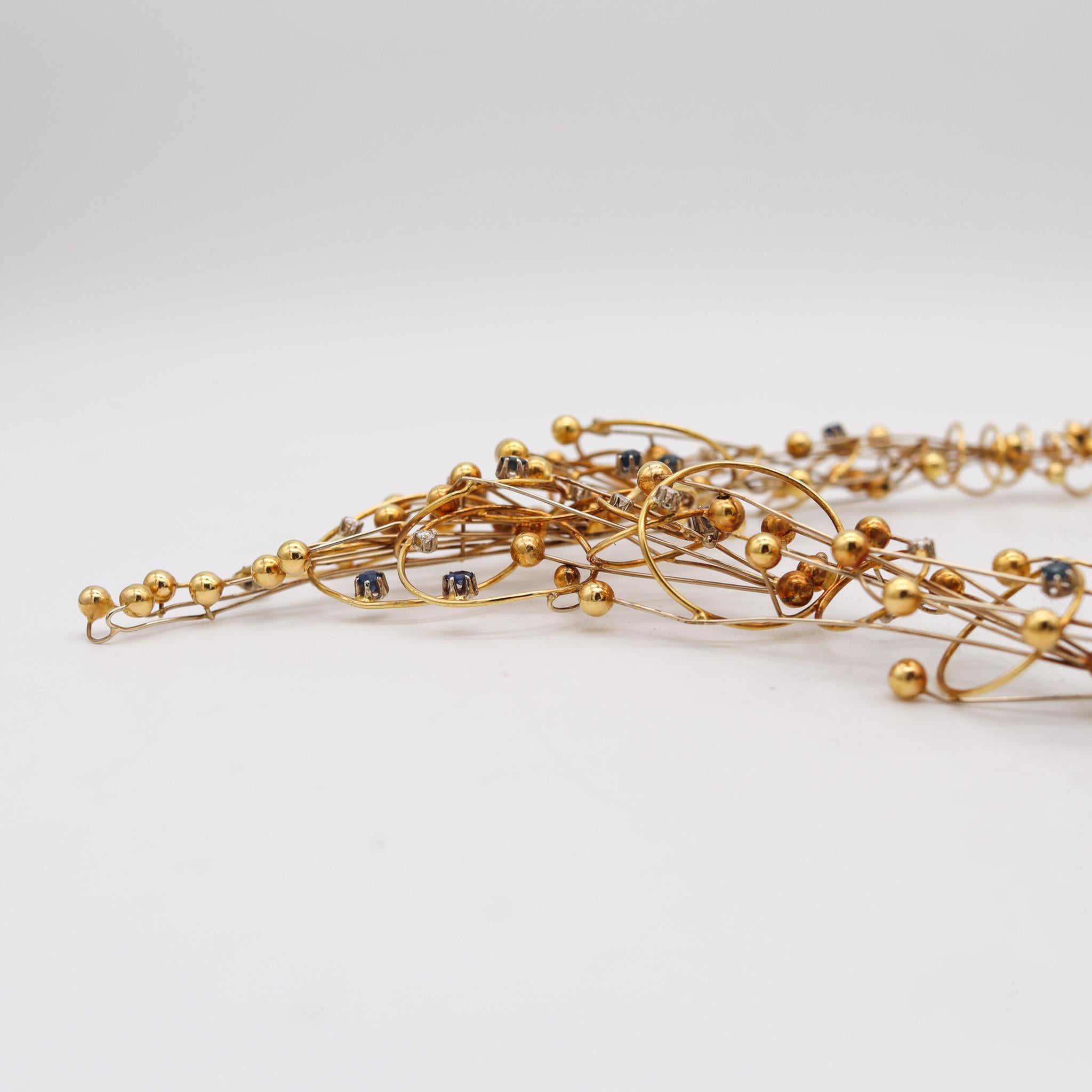 Collana geometrica Modernist Studio 1970 in oro 18Kt con diamanti e zaffiri in vendita 3