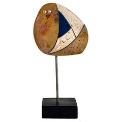 Scultura astratta di gufo Modernist Studio Pottery Raku in ceramica di Jody Delind
