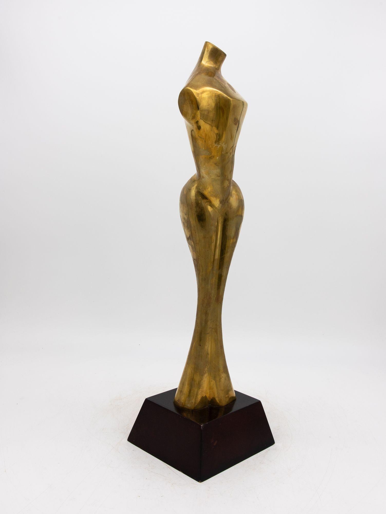 Weibliche Messing-Skulptur im modernistischen Stil, USA 1970er Jahre im Angebot 3