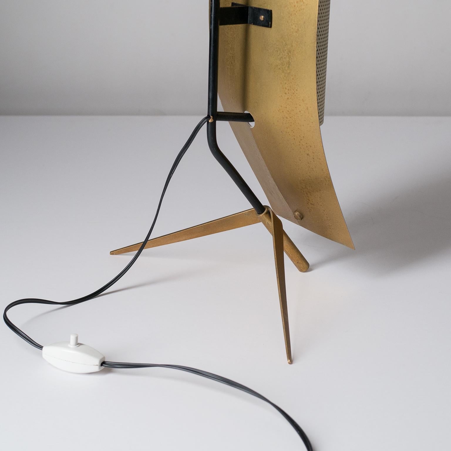 Modernist Table and Wall Lamp by Gastone Colliva, 1960s In Good Condition In Vienna, AT