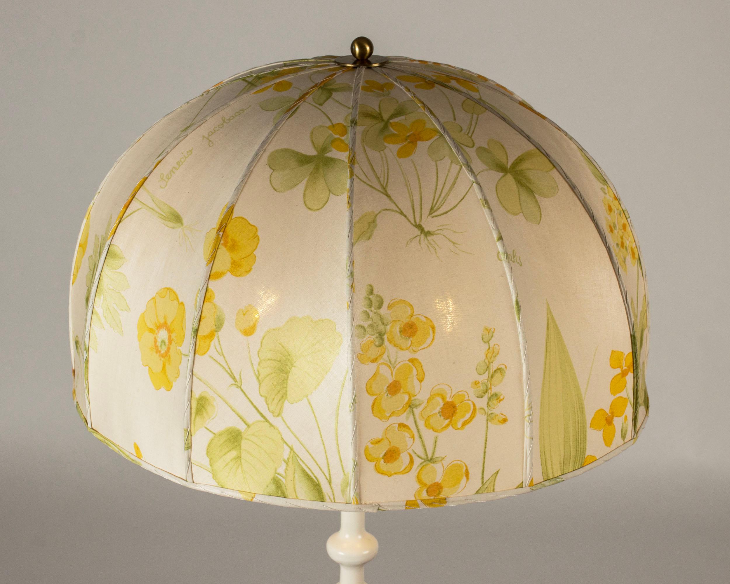 Modernist Table Lamp #2563 by Josef Frank, Svenskt Tenn, Sweden, 1950s In Good Condition For Sale In Stockholm, SE