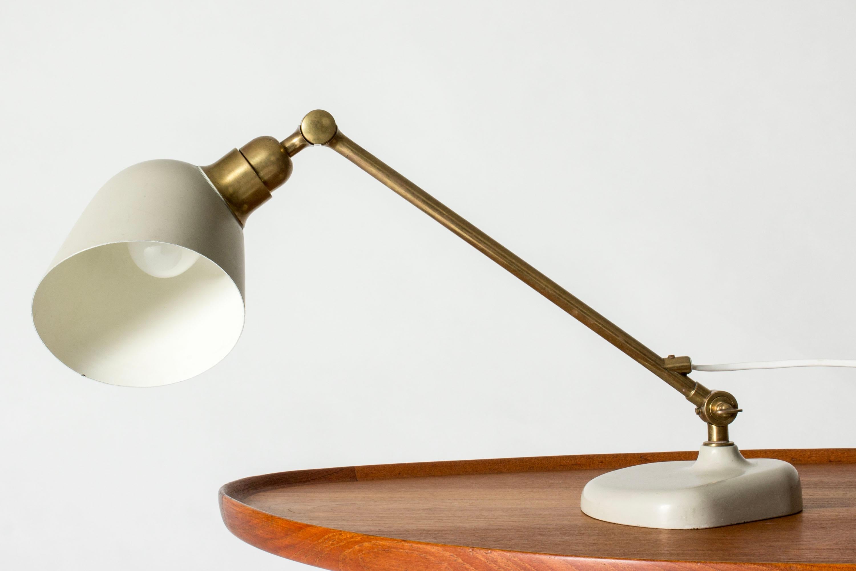 Modernistische Tischlampe der Moderne von Bertil Brisborg, NK, Schweden, 1940er Jahre (Mitte des 20. Jahrhunderts) im Angebot