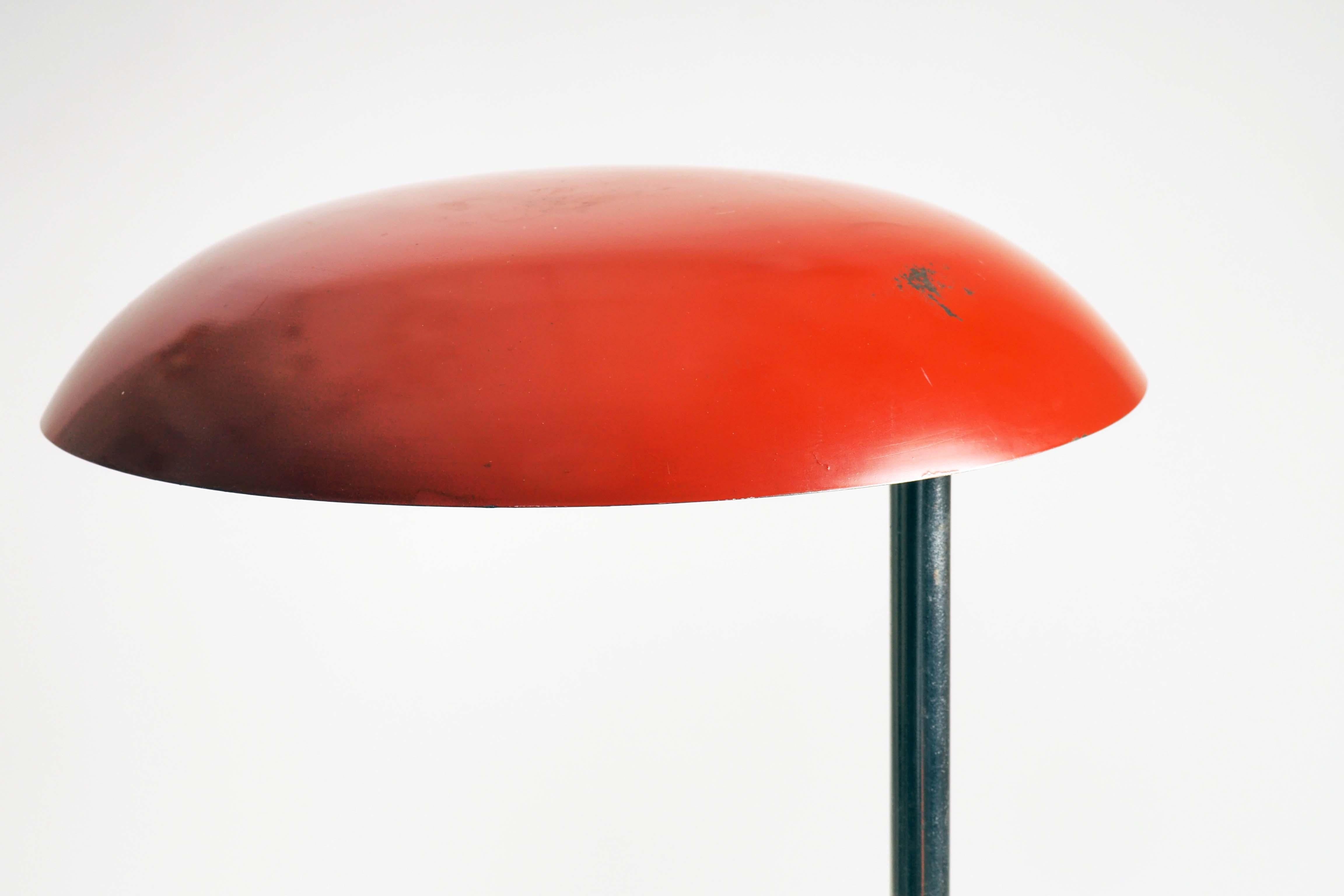 Lampe de table moderniste des années 1930, Suède Bon état - En vente à Goteborg, SE