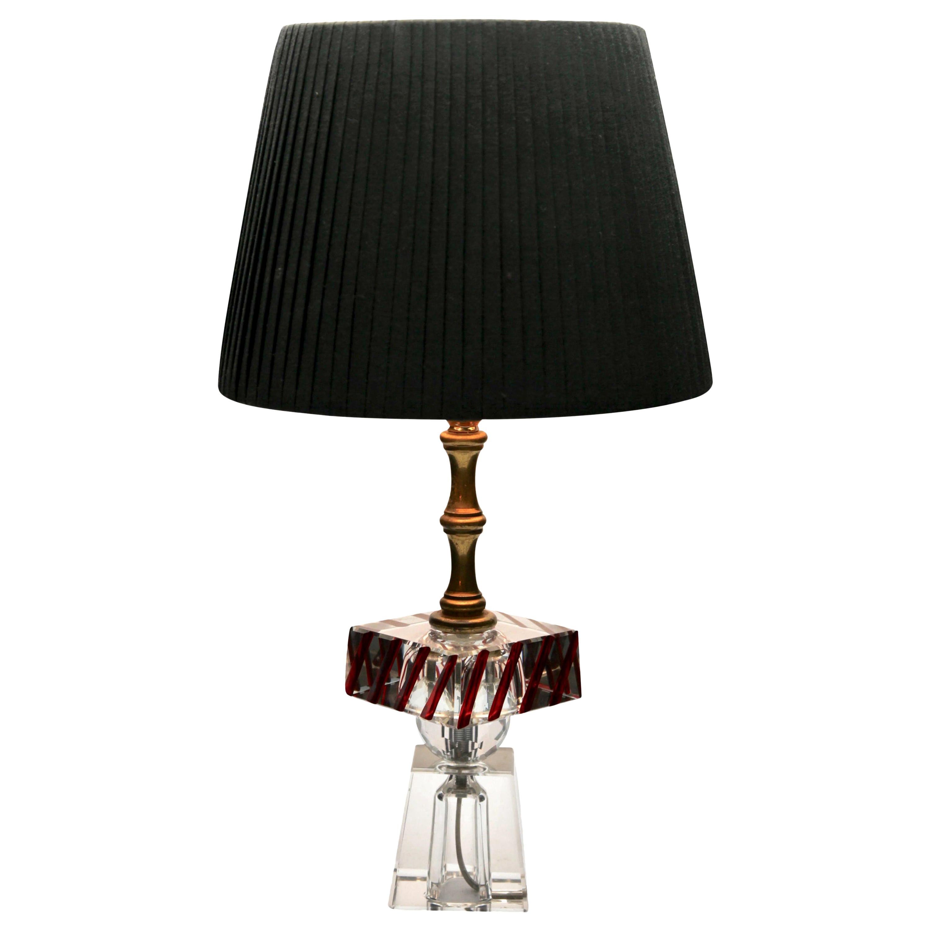 Modernist Table Lamp in Cut Crystal with Platform, Colored in the Mass For Sale