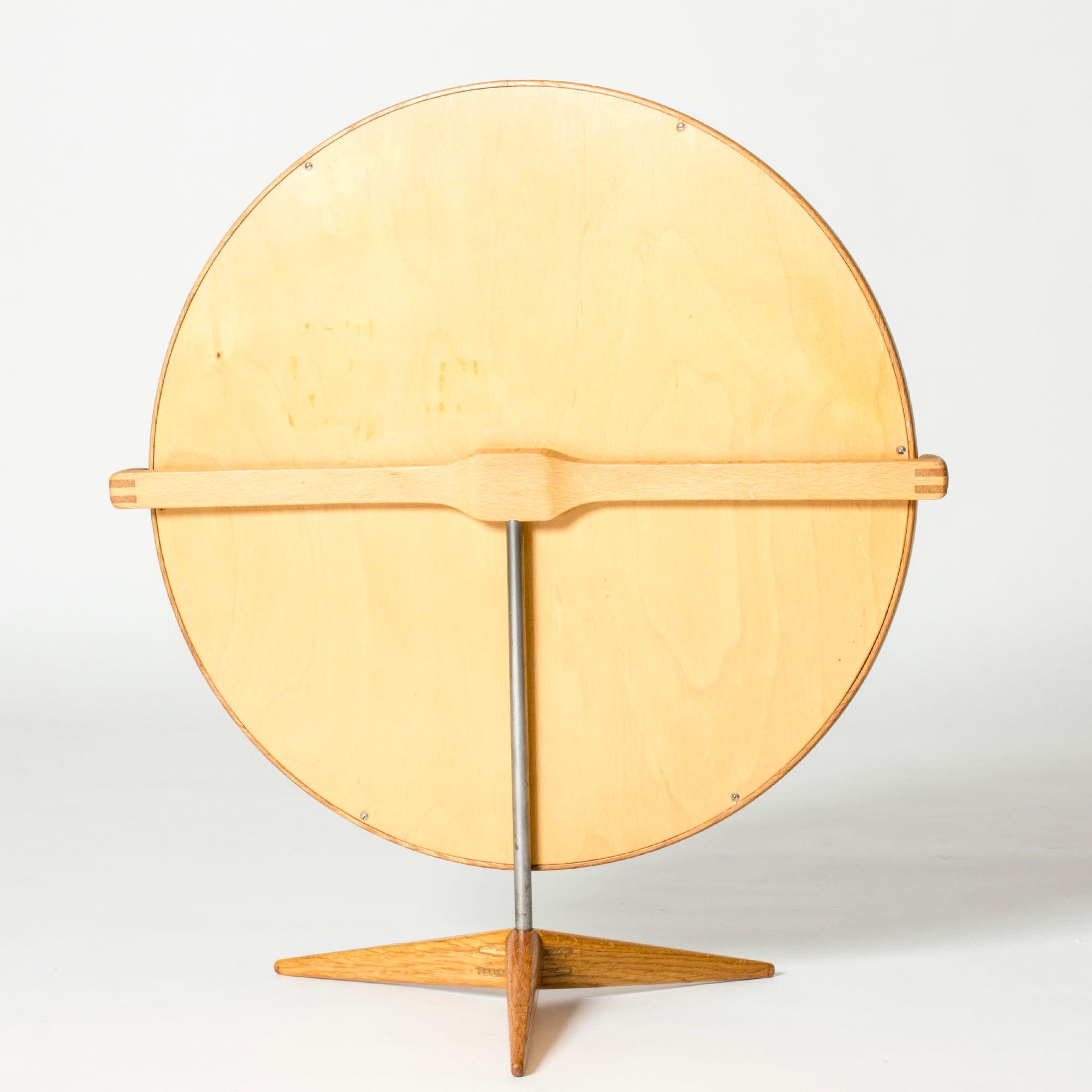 Milieu du XXe siècle Miroir de table moderniste par Uno & Östen Kristiansson, Luxus, Suède, années 1950 en vente