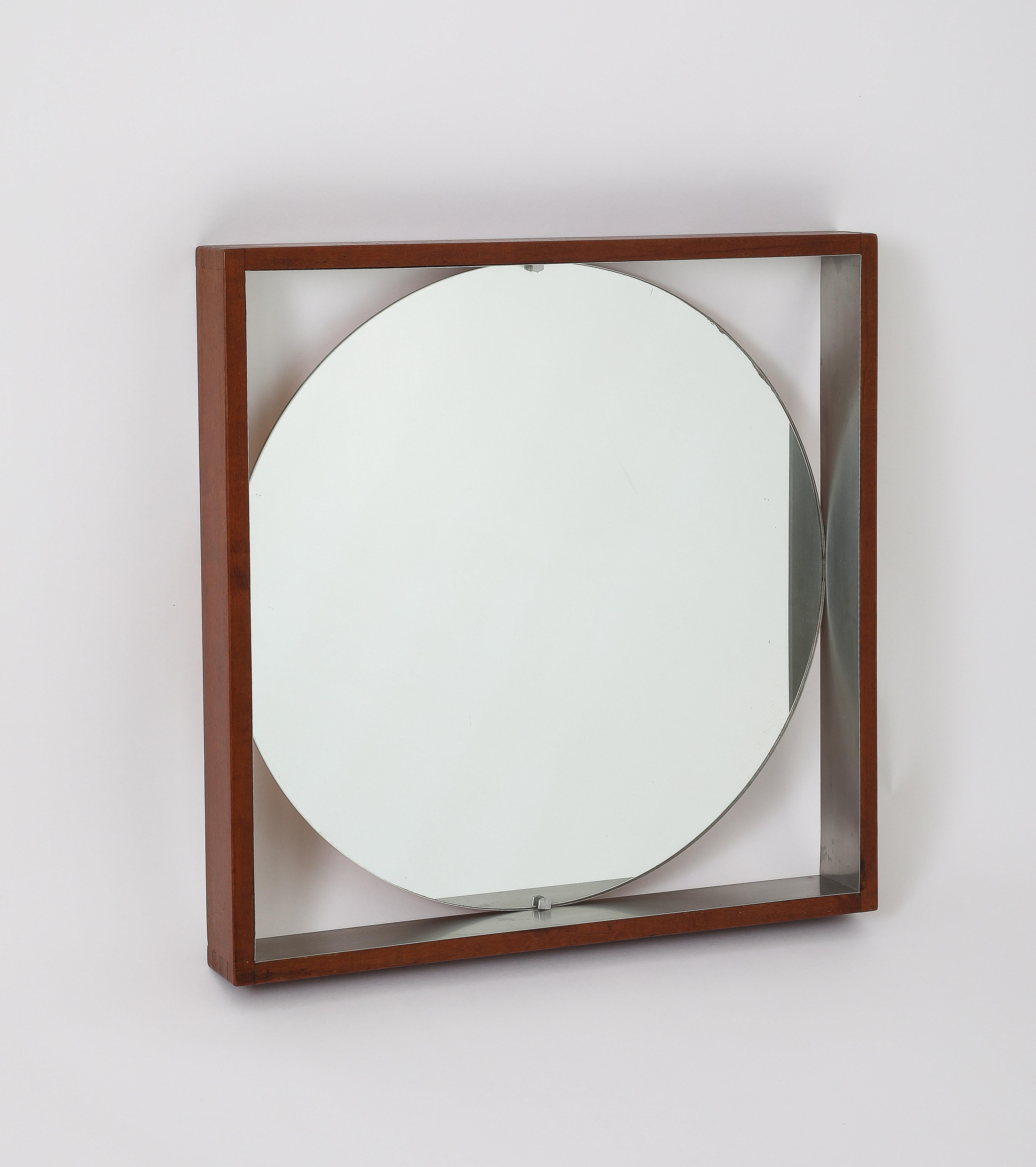 Modernistischer Wandspiegel aus Teakholz und Edelstahl – Skandinavisch, 1970er Jahre im Zustand „Gut“ im Angebot in New York, NY