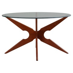 Mesa auxiliar modernista de teca y cristal