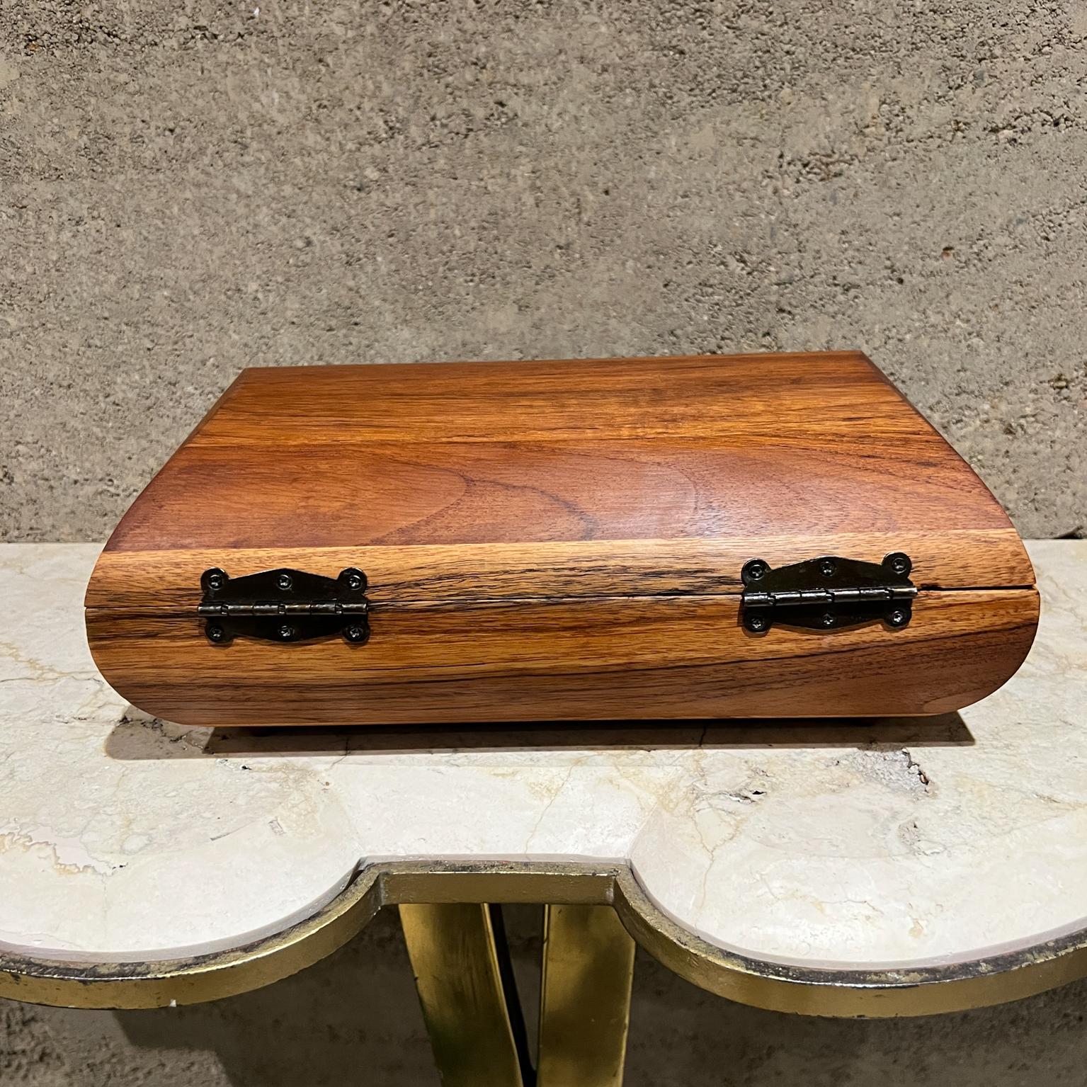 Joyero modernista de teca en venta 5