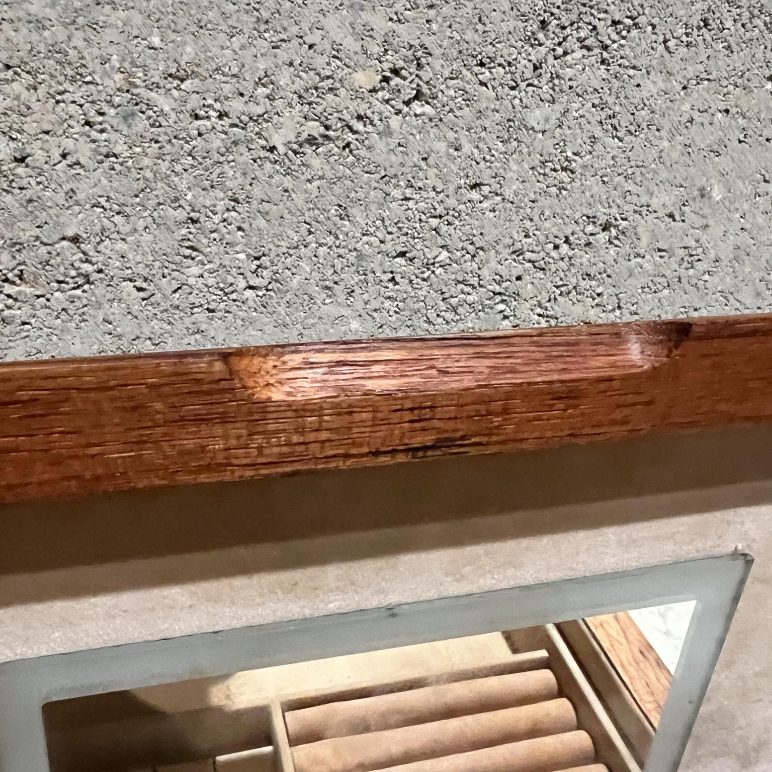 Joyero modernista de teca en venta 3