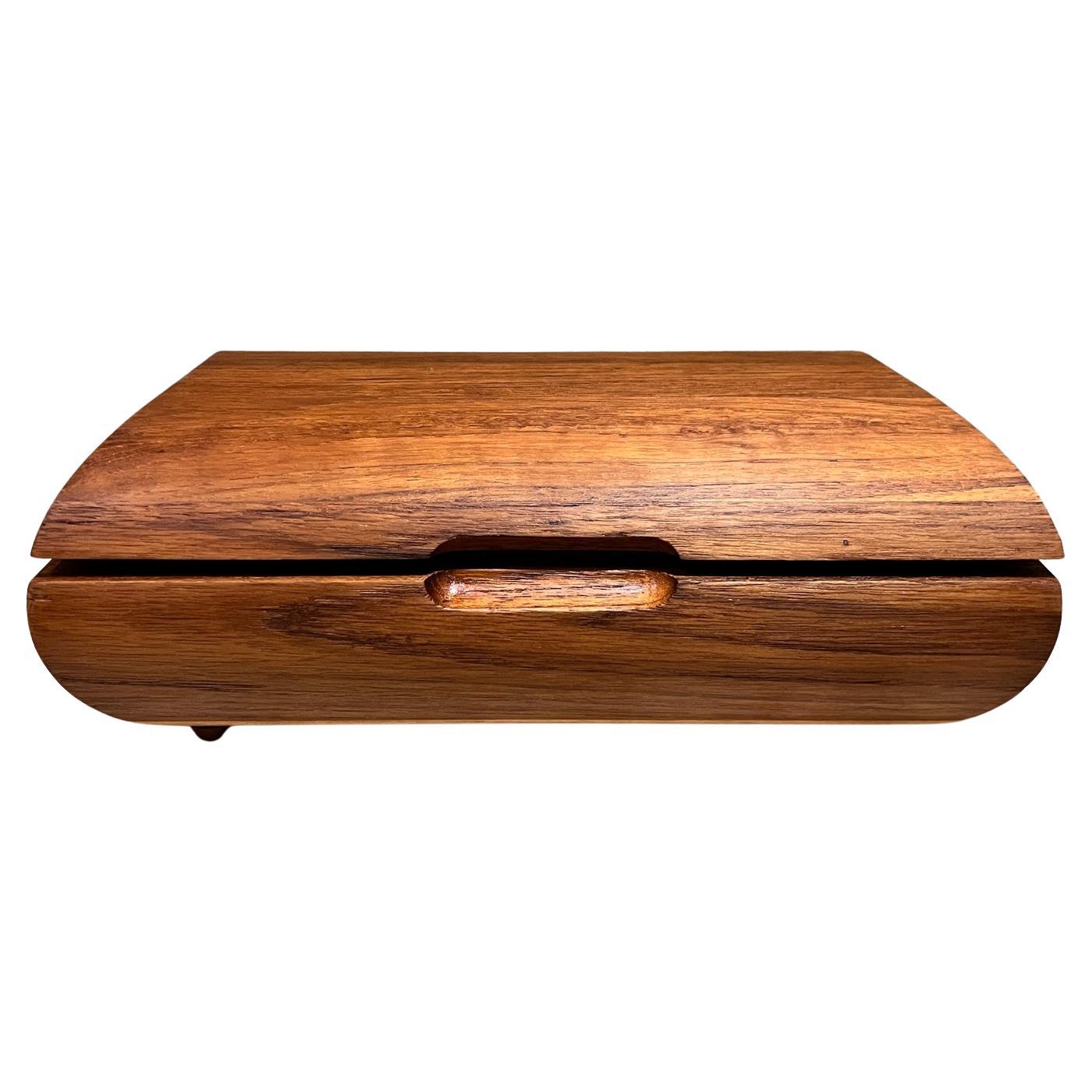 Joyero modernista de teca en venta