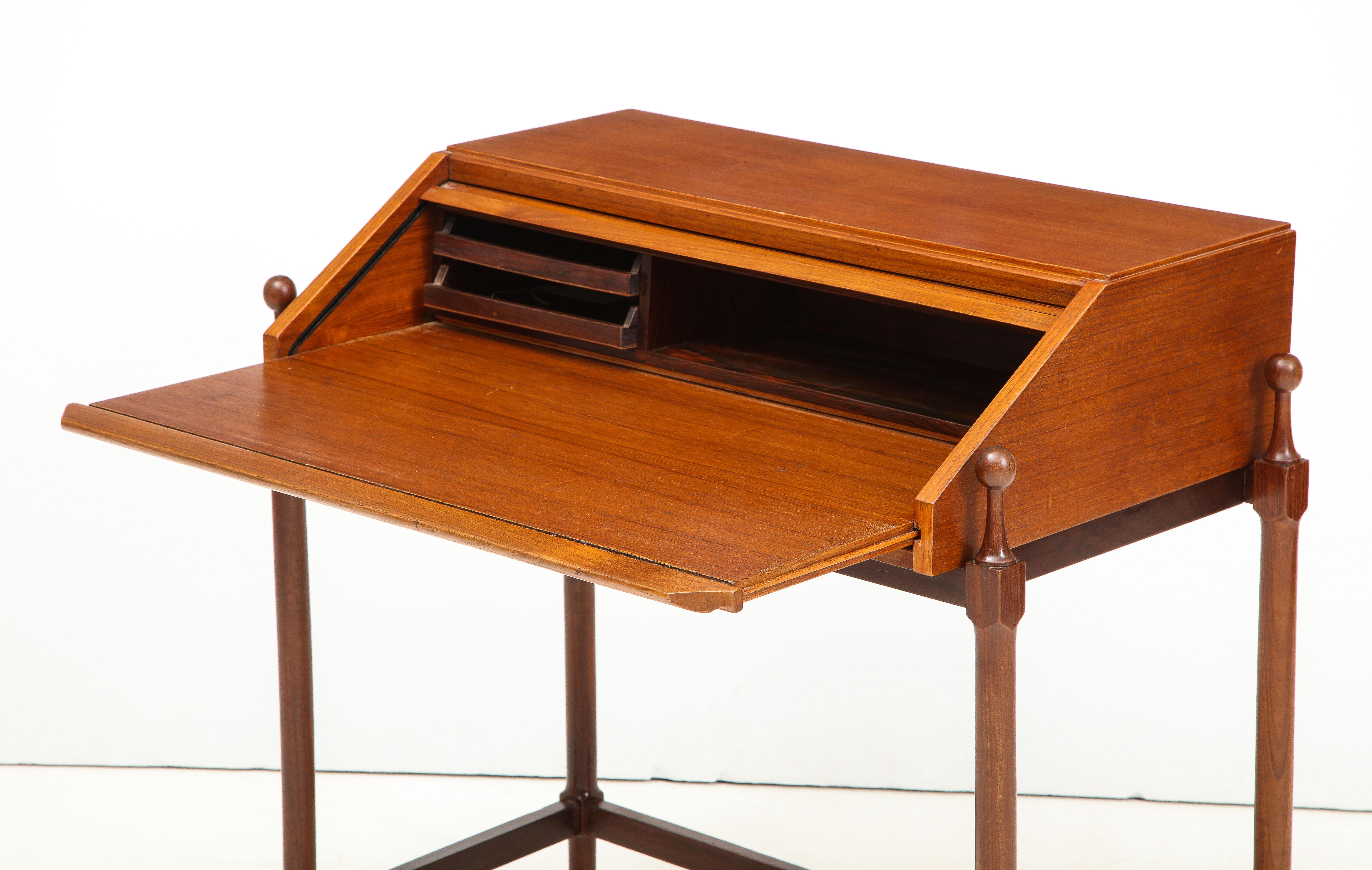 Modernist Teak Rollup Secretary Desk by Fratelli Proserpio, Italy, 1960s In Good Condition For Sale In Chicago, IL