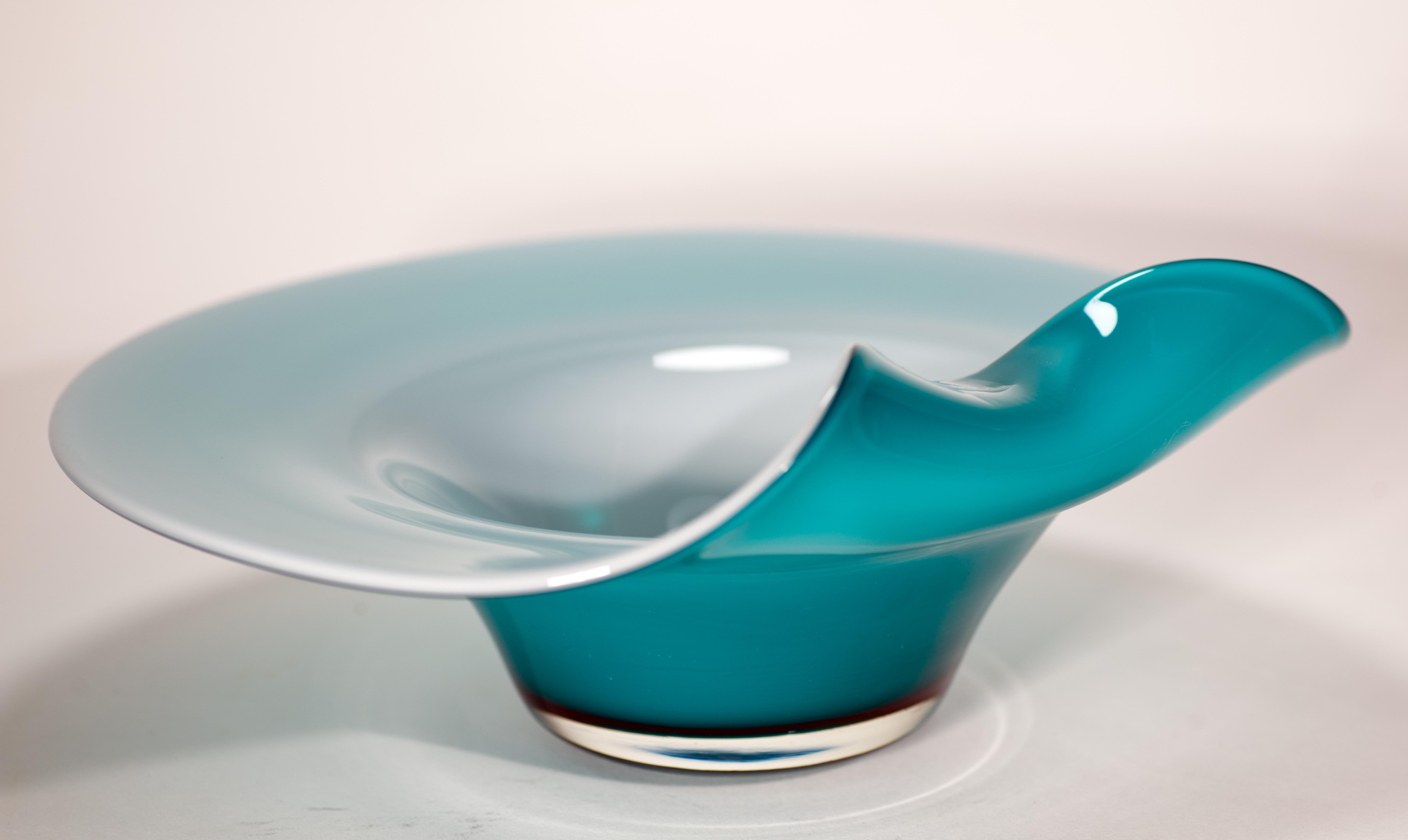 Modernist Teal Blue and White Cased Glass Asymmetrical Bowl In Good Condition For Sale In Clifton Springs, NY