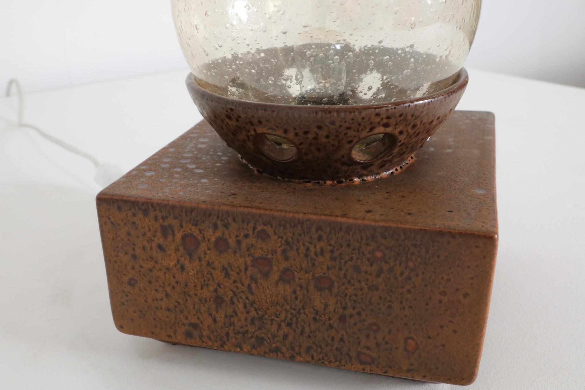Modernist Temde Leuchten Attributed Ceramic Cube Lamp with Amber Glass Globe 6