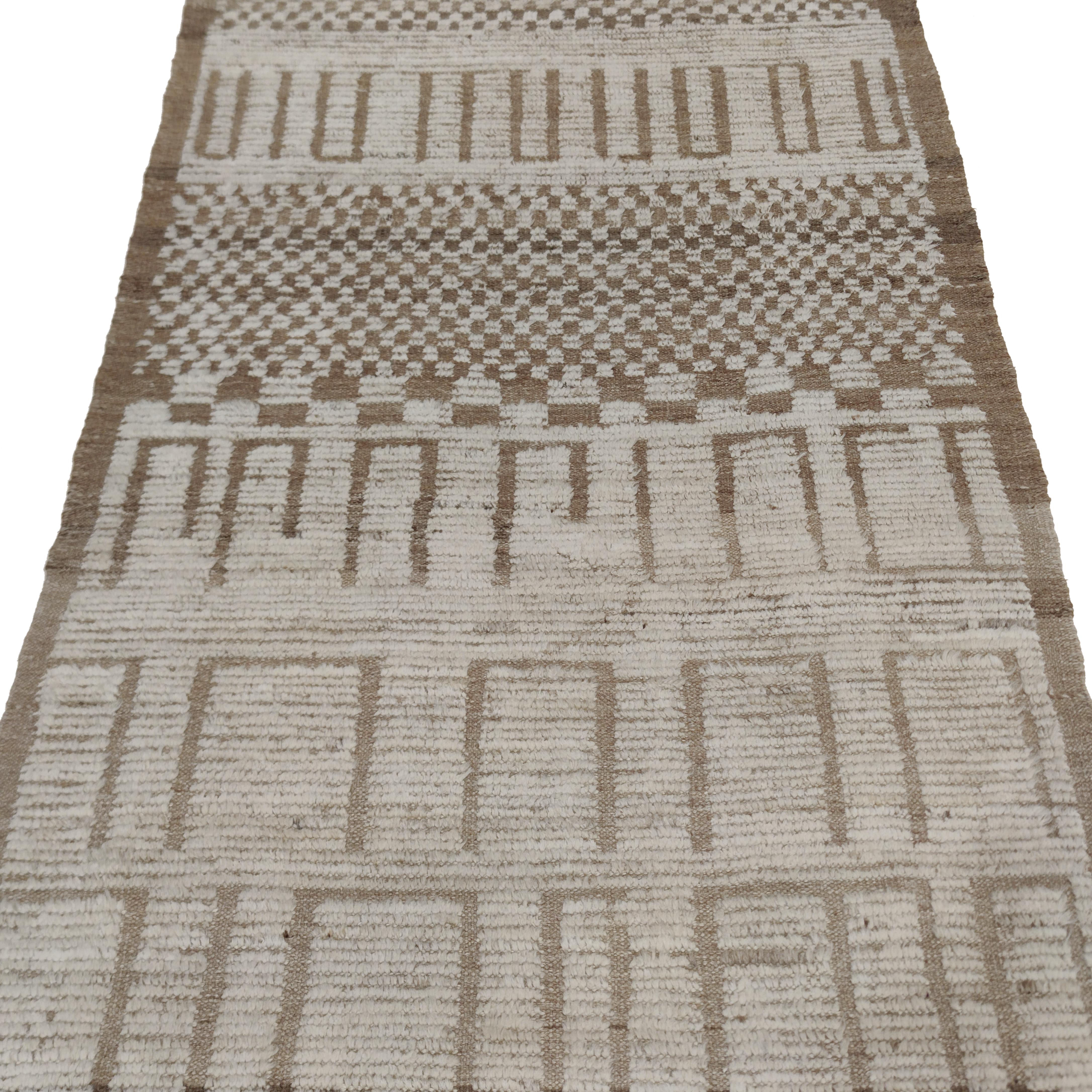 Tribal Modernist Textured Moroccan Style Azilal Runner Rug by Alberto Levi Gallery For Sale