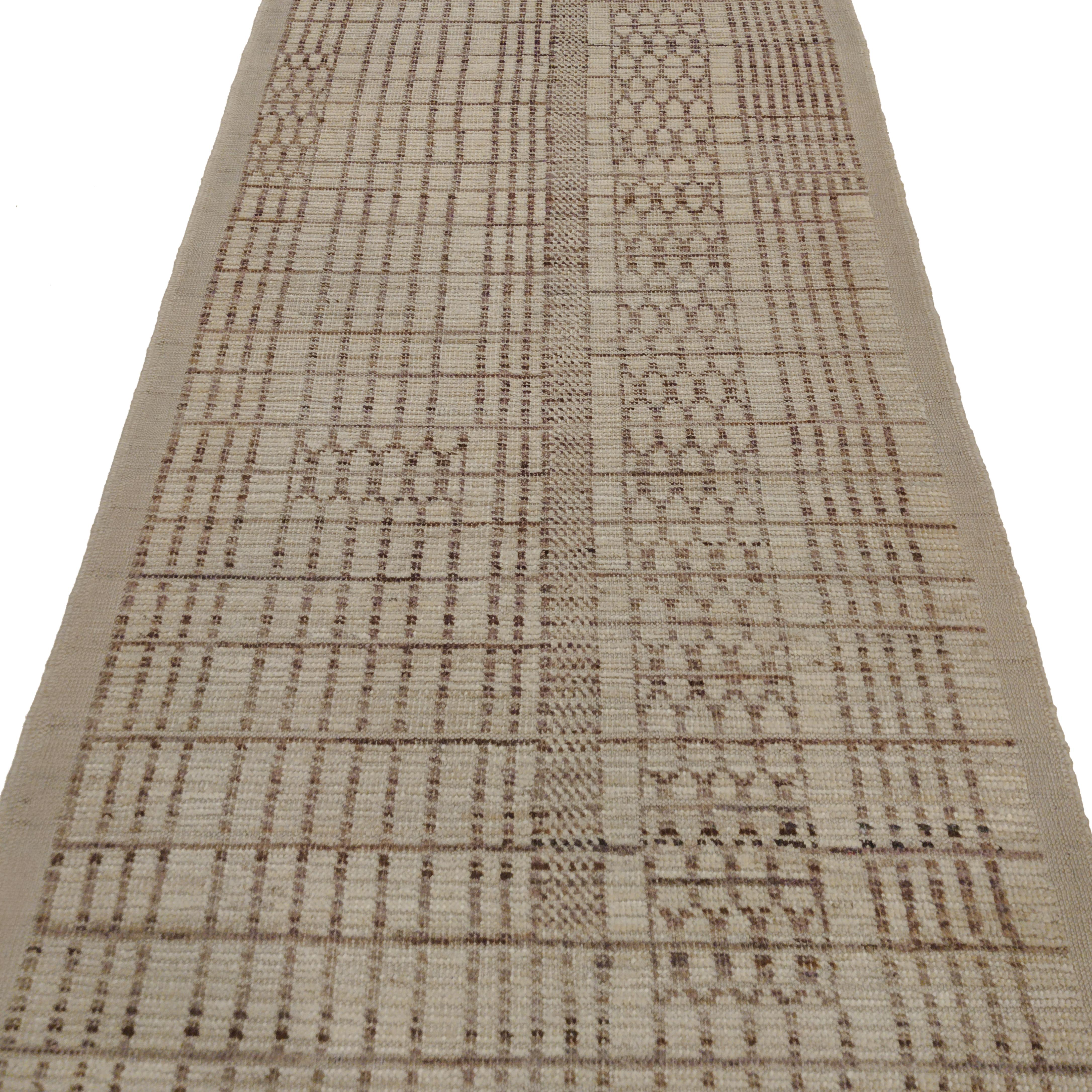 Tribal Modernist Textured Moroccan Style Otto Runner Rug by Alberto Levi Gallery For Sale