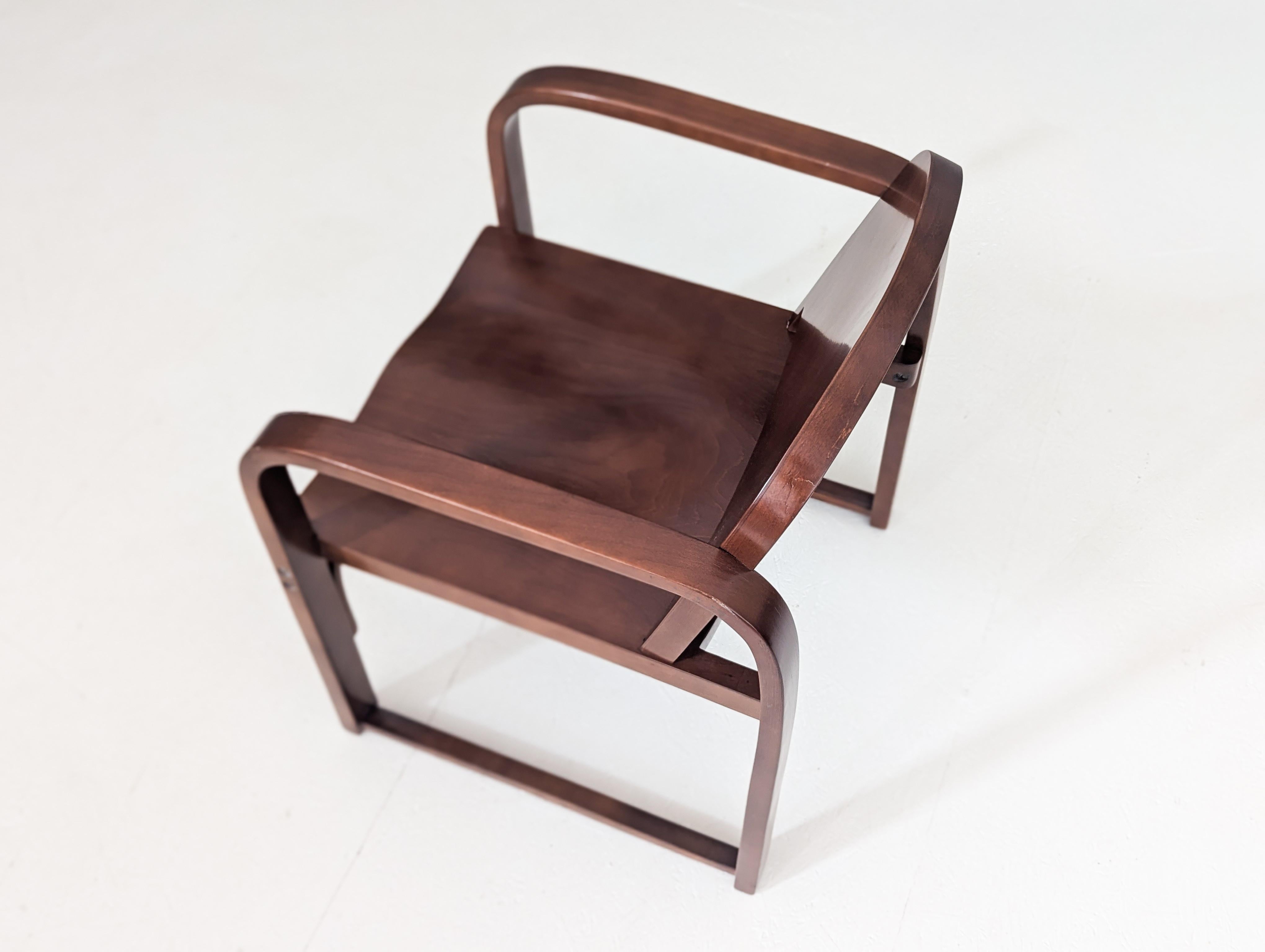 Modernistischer Thonet A 745 F Bugholz-Sessel, 1930er Jahre (Buchenholz) im Angebot