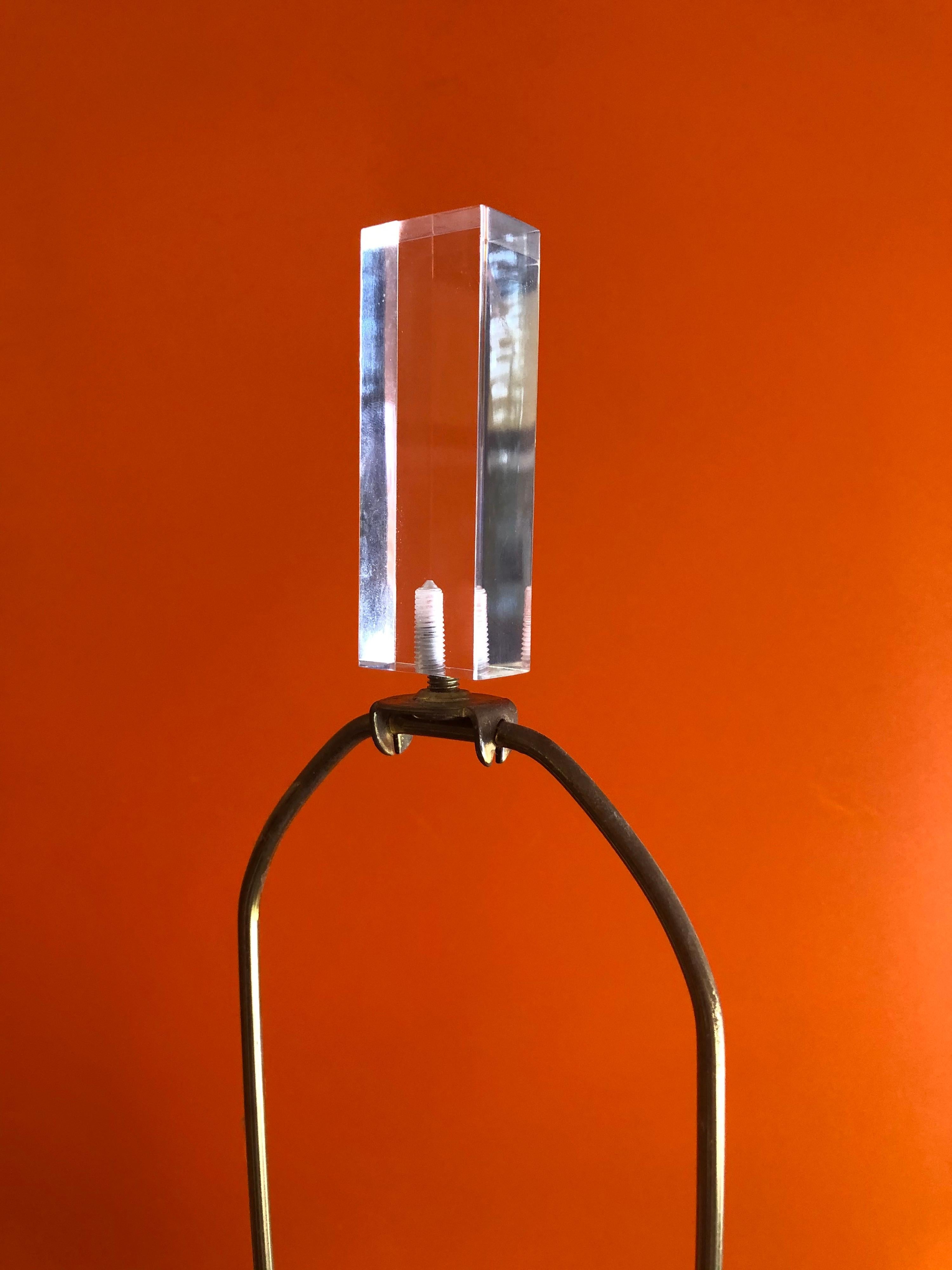 Modernist Three Sided Lucite Table Lamp in the Style of Karl Springer For Sale 2