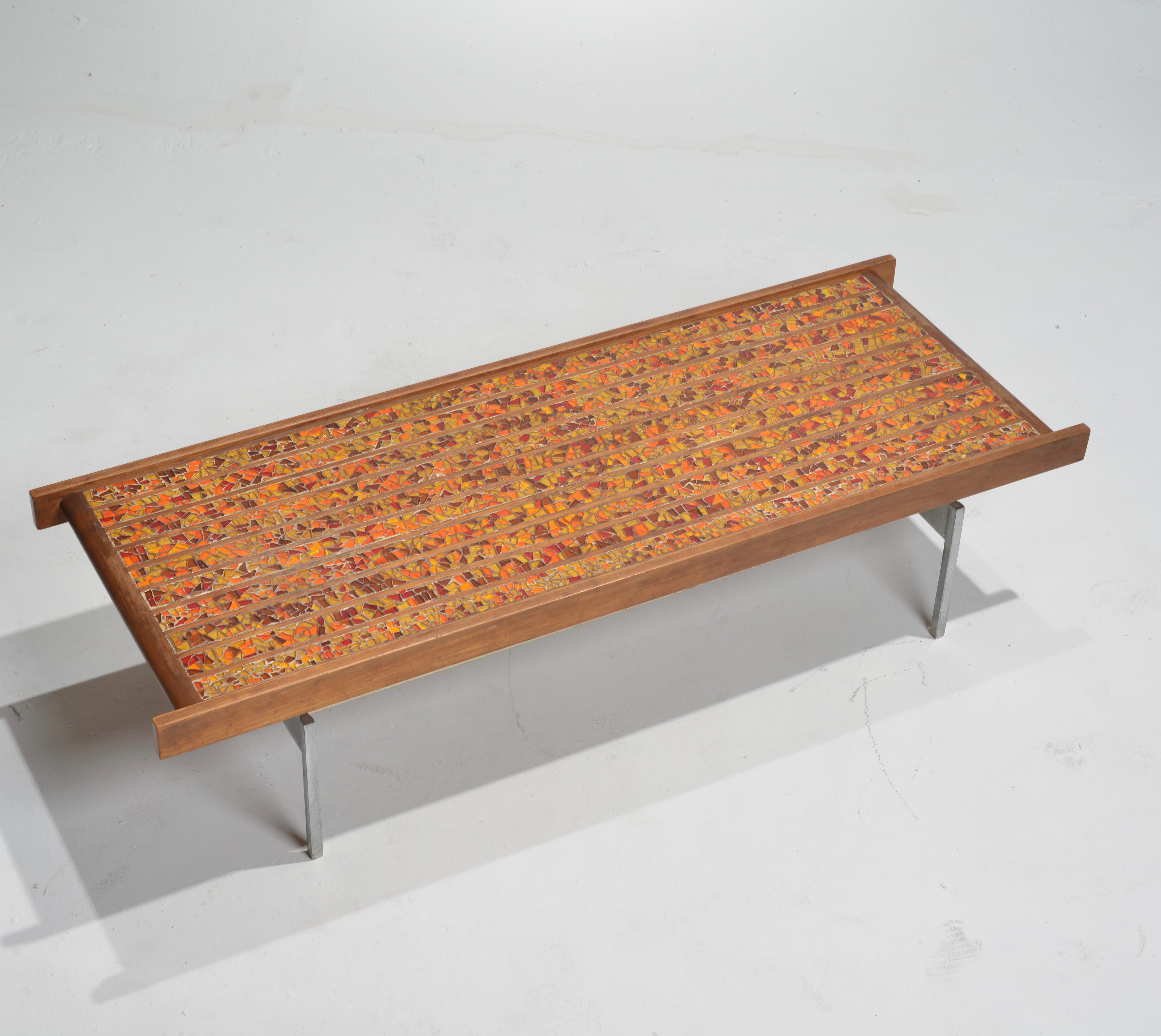 Table basse rectangulaire moderniste en tuiles, Wood Wood et chrome en vente 2