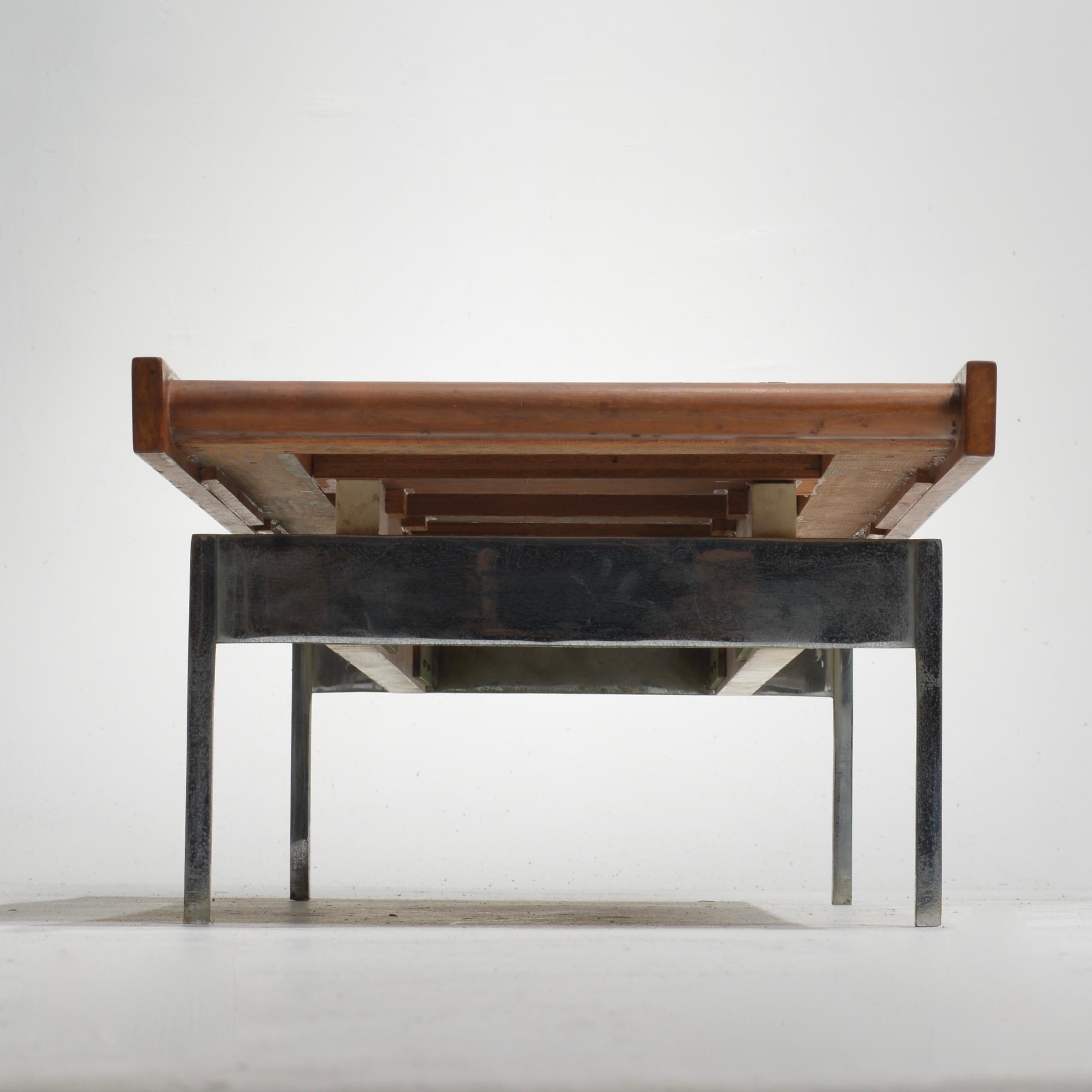 Table basse rectangulaire moderniste en tuiles, Wood Wood et chrome en vente 7