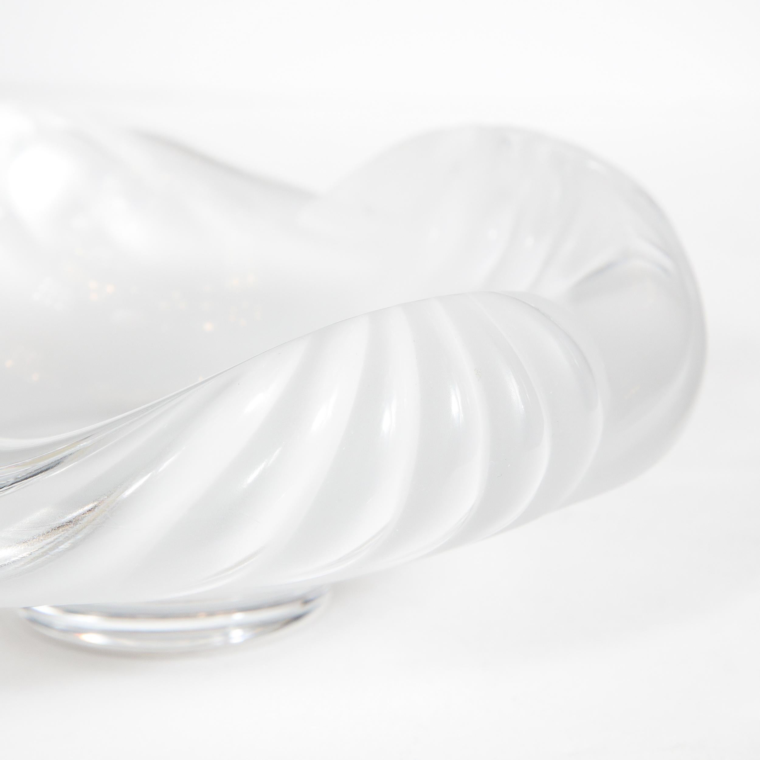 Modernist Translucent and Frosted Channeled Crystal Bowl Signed Lalique For Sale 2