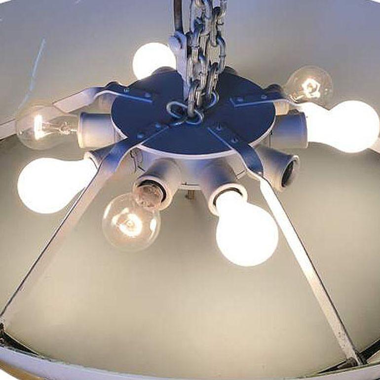 Lampadario modernista tropicale a lamelle di vetro acidato in bronzo in vendita 3