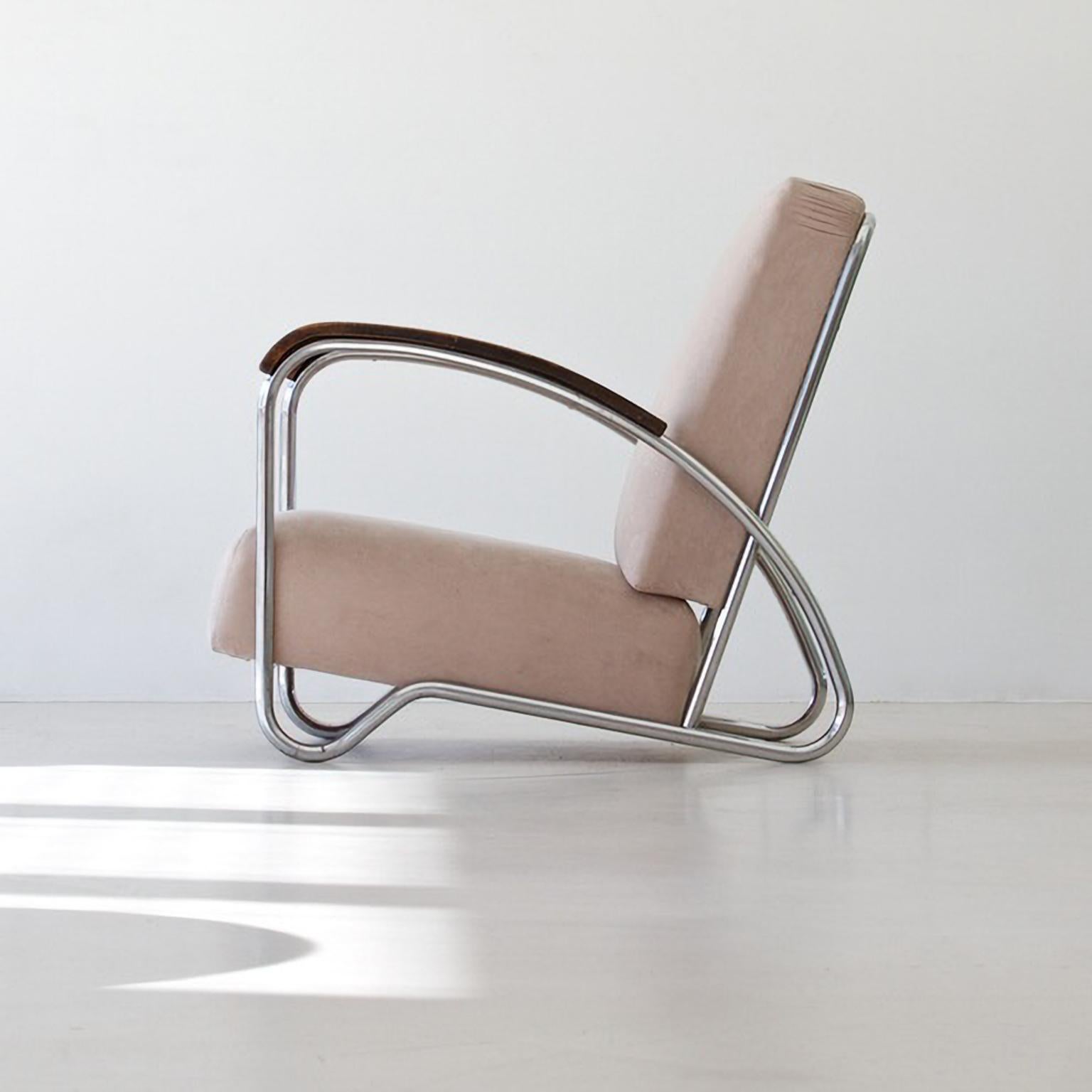 Modernistische Stahlrohr-Sessel, mit Stoff oder Leder bezogen, um 1930 (Moderne) im Angebot