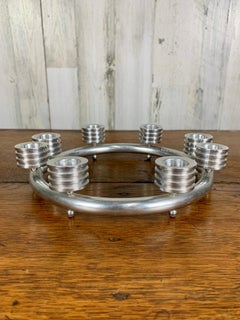 Modernistische Kerzenhalter aus gedrechseltem Aluminium