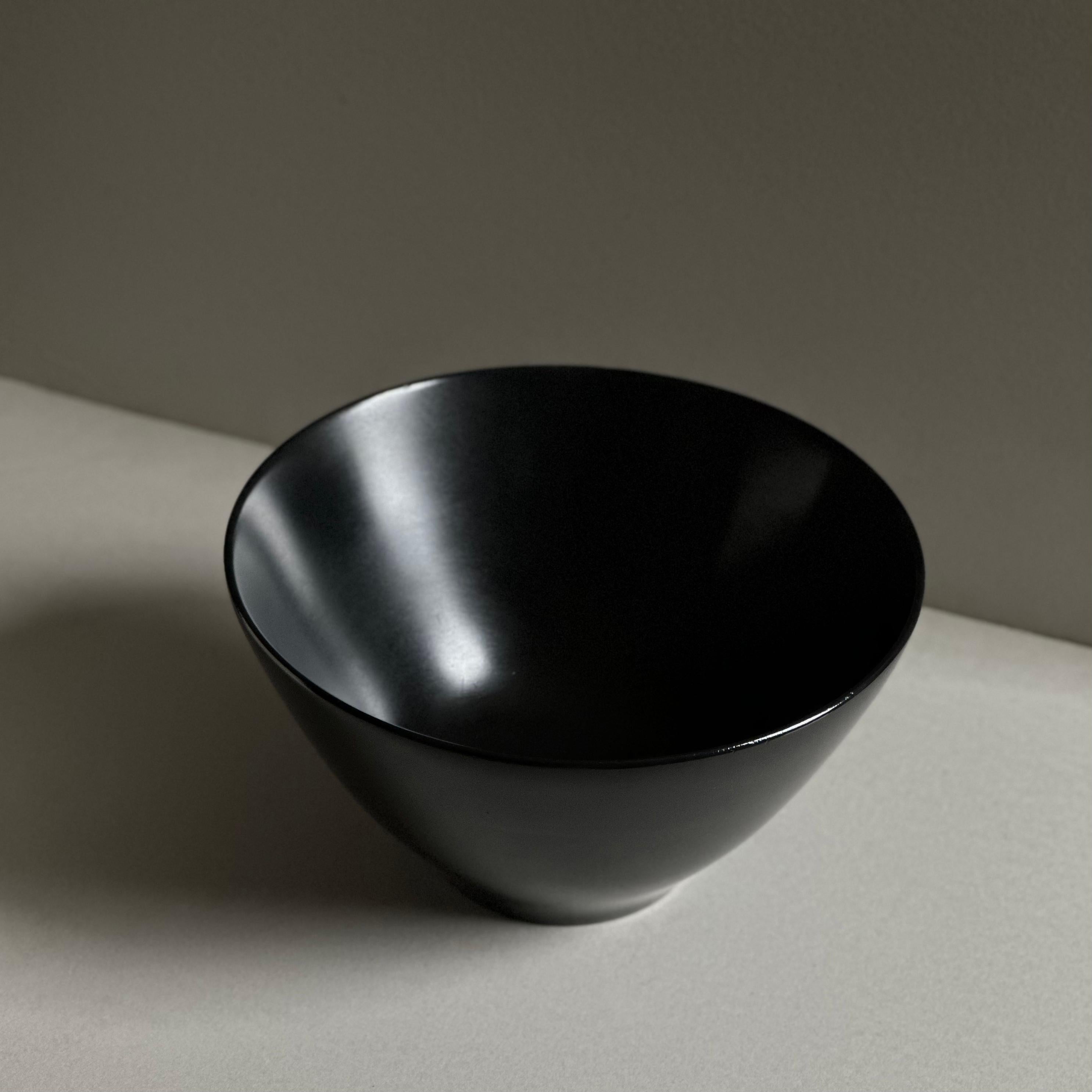 Modernist Turned Mahogany Bowl with Hand Rubbed Satin Black Finish In Good Condition For Sale In Brooklyn, NY