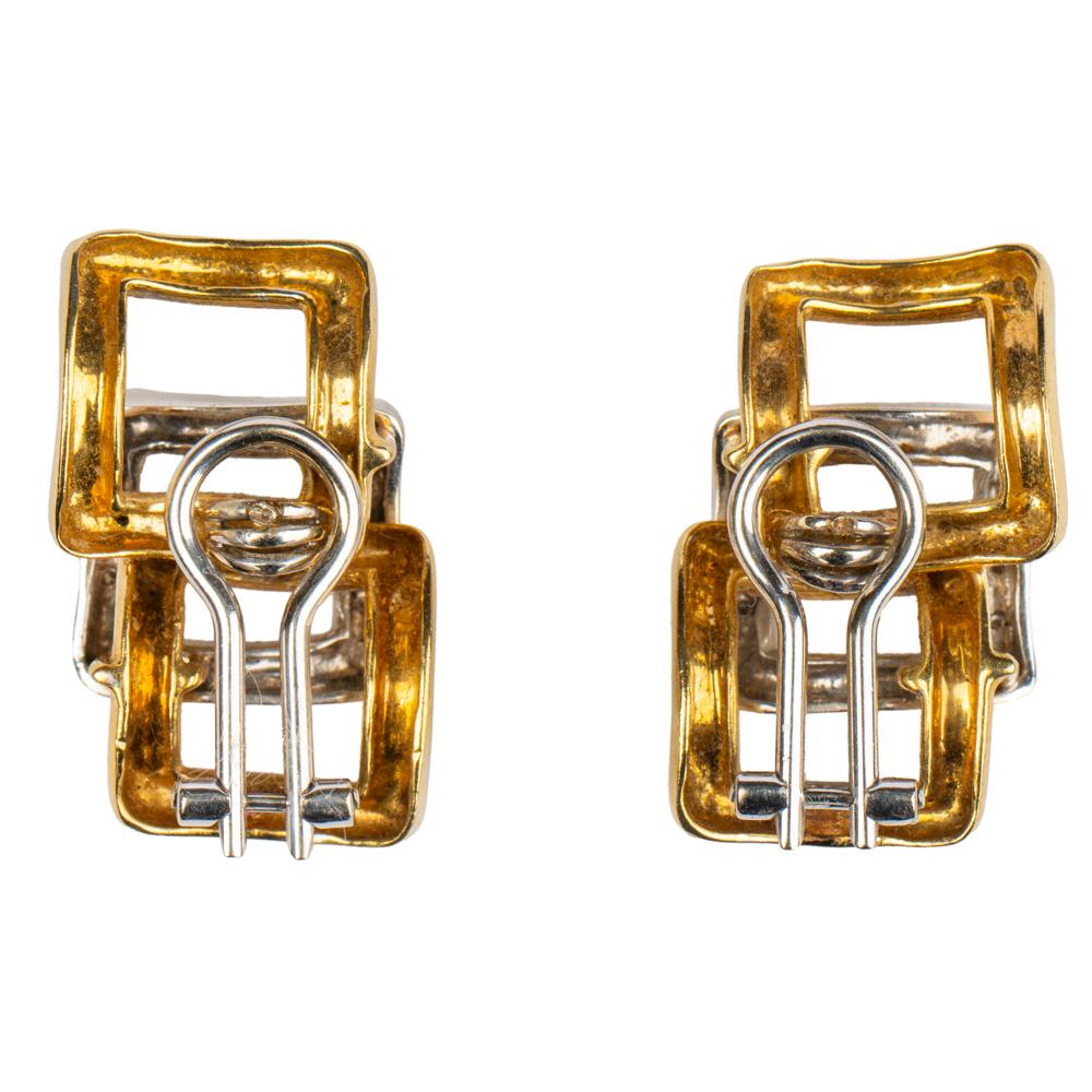 Modernist Two-color 18k Gold and Diamond Earrings, Italy, 1970s In Good Condition For Sale In St. Catharines, ON