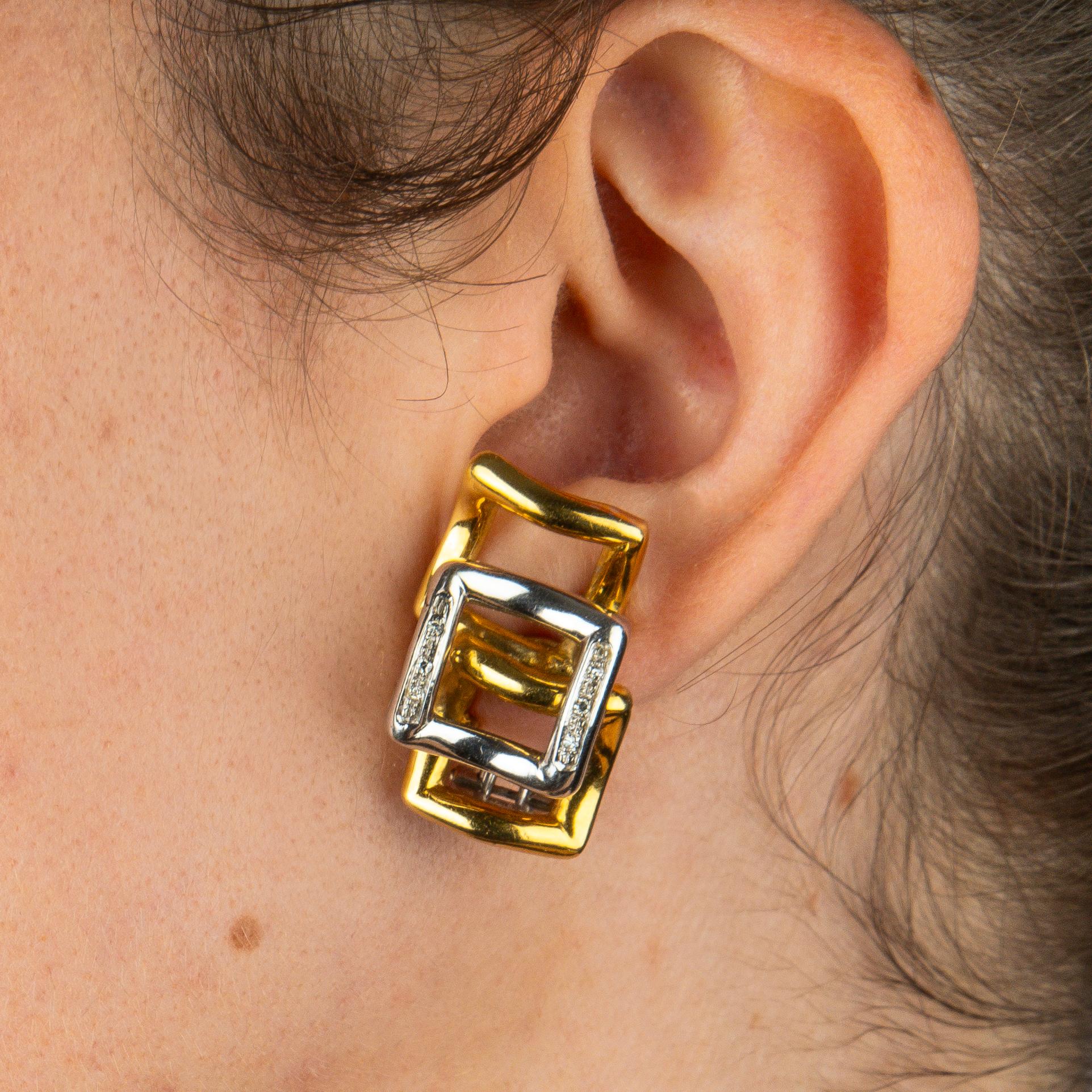 Modernist Two-color 18k Gold and Diamond Earrings, Italy, 1970s For Sale 4