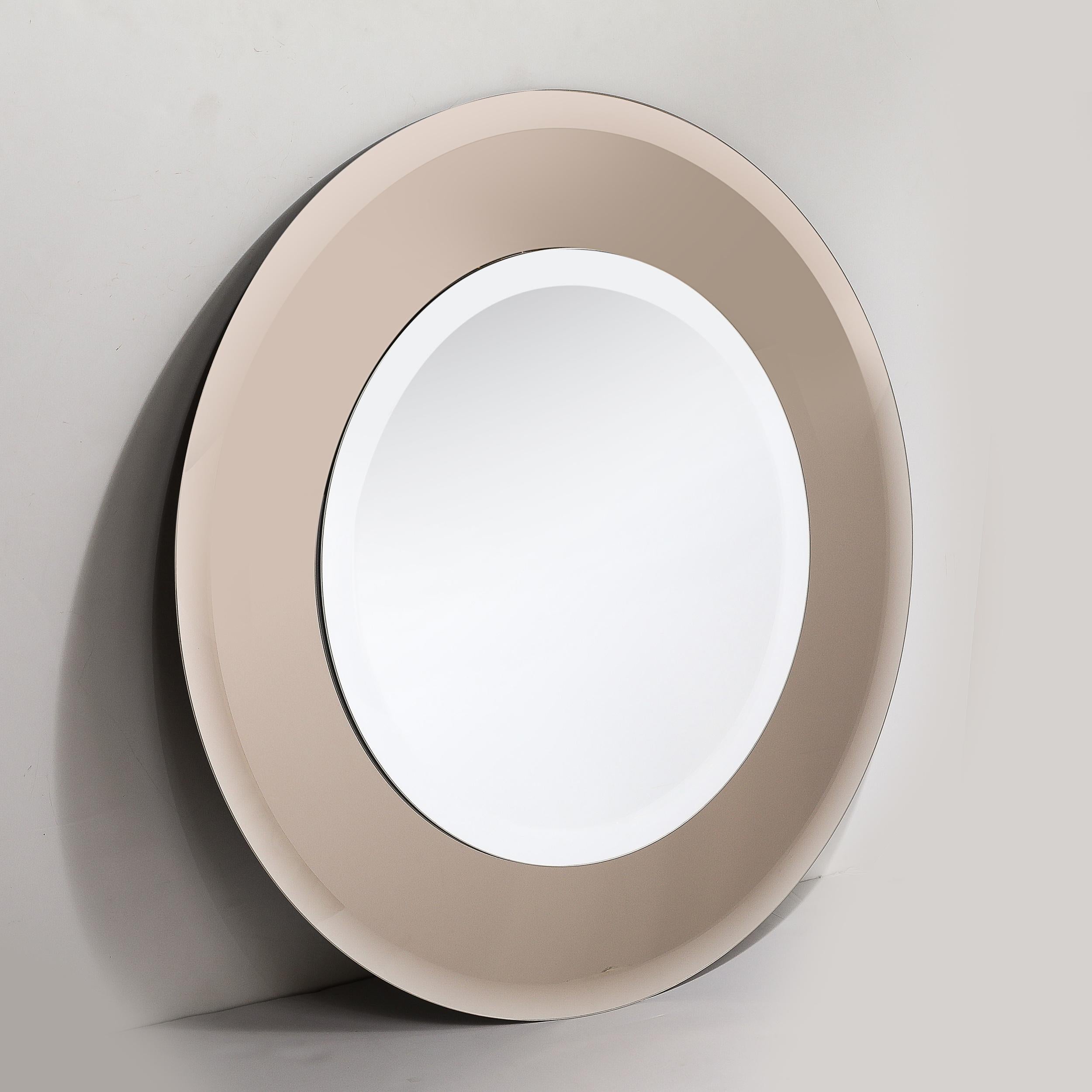 This exquisitely designed mirror masterfully combines extreme care and high-quality materials with a minimalist aesthetic. Handcrafted using centuries-old techniques, it is a true testament to meticulous craftsmanship. The mirror’s design showcases