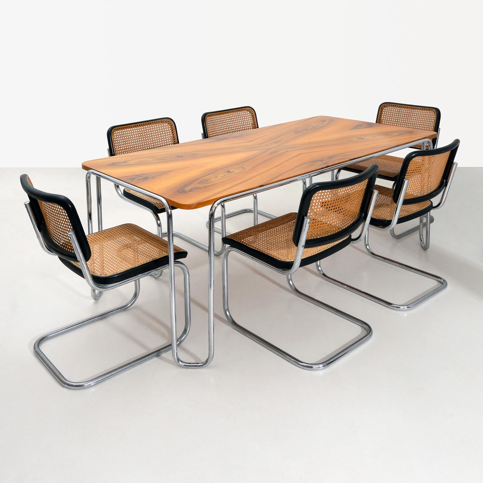 Table moderniste ultra-mince, acier chromé, bois plaqué, personnalisable Neuf - En vente à Berlin, DE